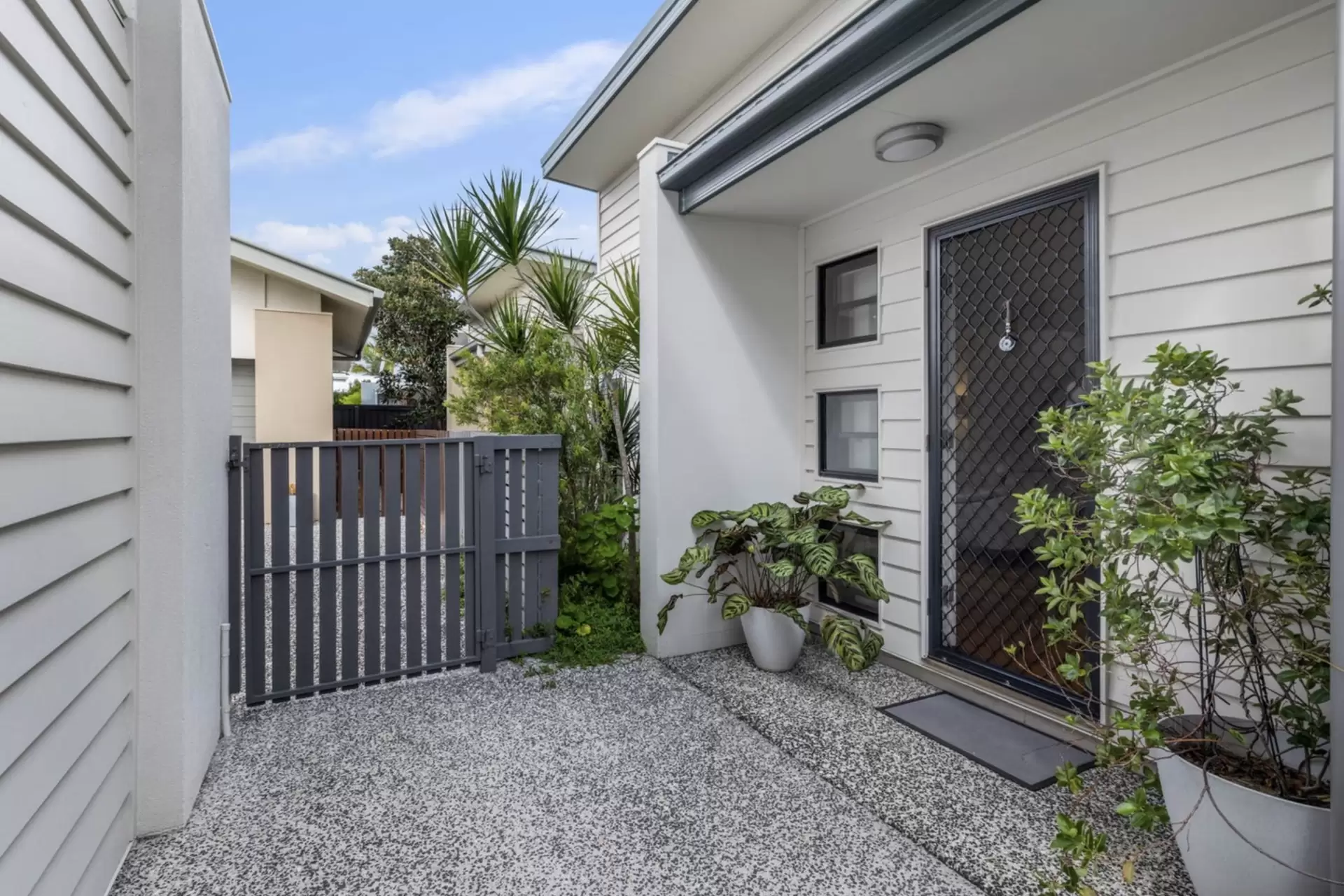 2/23 Catalina Drive, Mudjimba Sold by Queensland Sotheby's International Realty - image 1