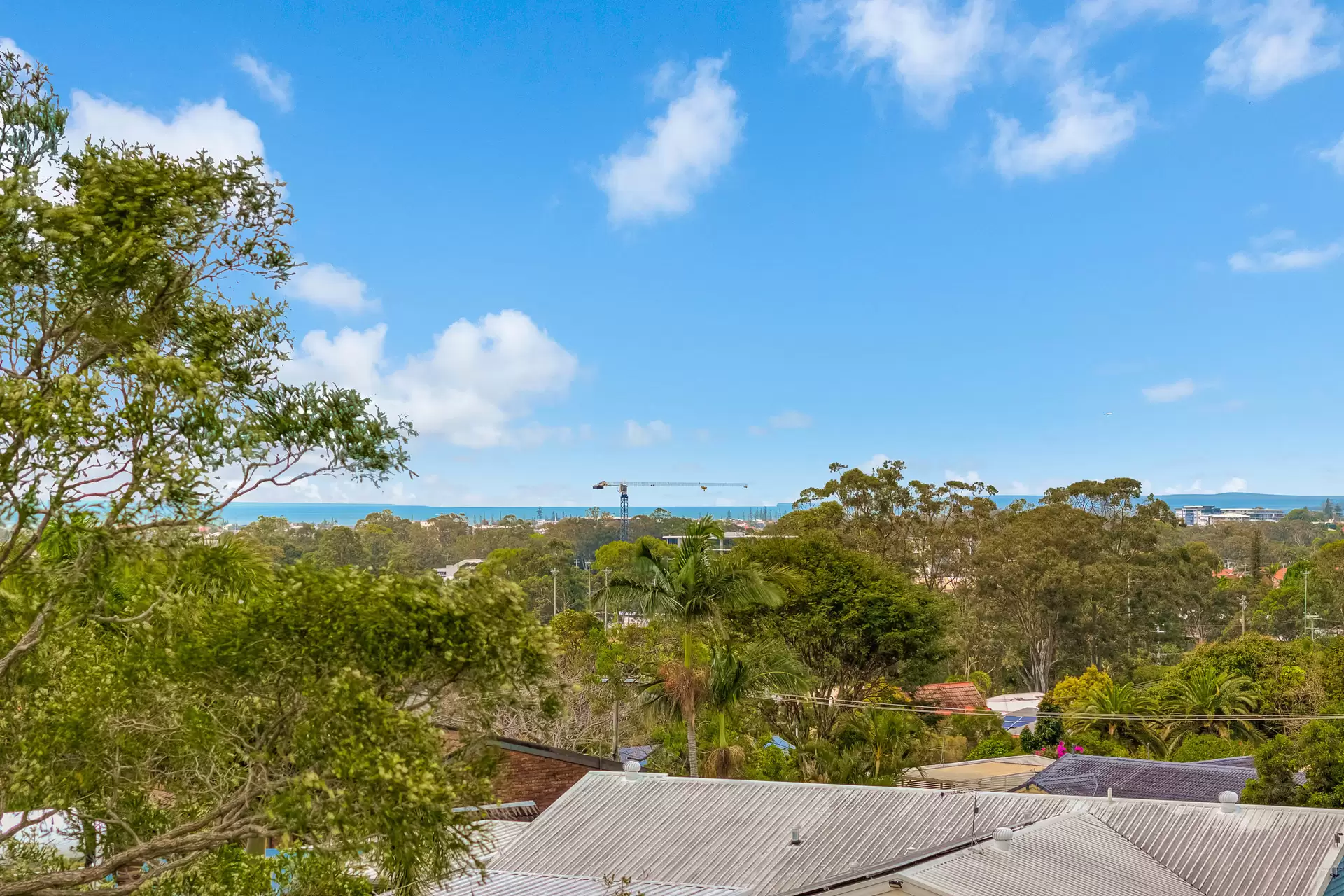 98-100 Smith  Street, Cleveland For Sale by Queensland Sotheby's International Realty - image 1