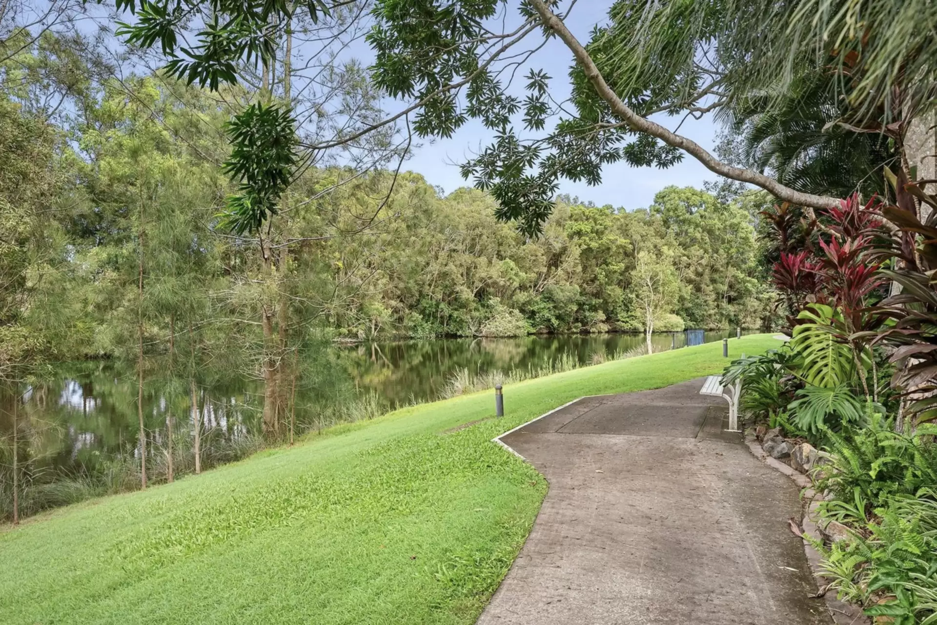 96/151-153 Mudjimba Beach Road, Mudjimba Sold by Queensland Sotheby's International Realty - image 1