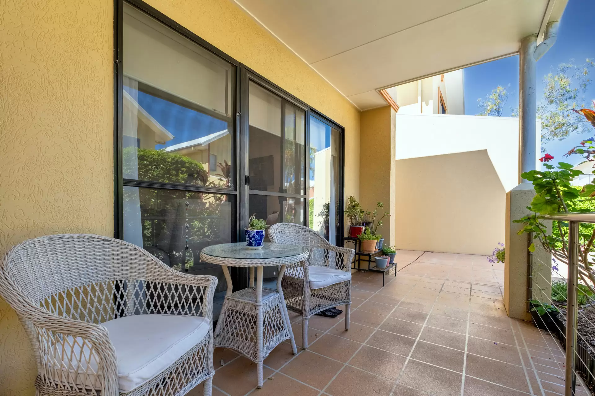 96/151-153 Mudjimba Beach Road, Mudjimba Sold by  - image 1
