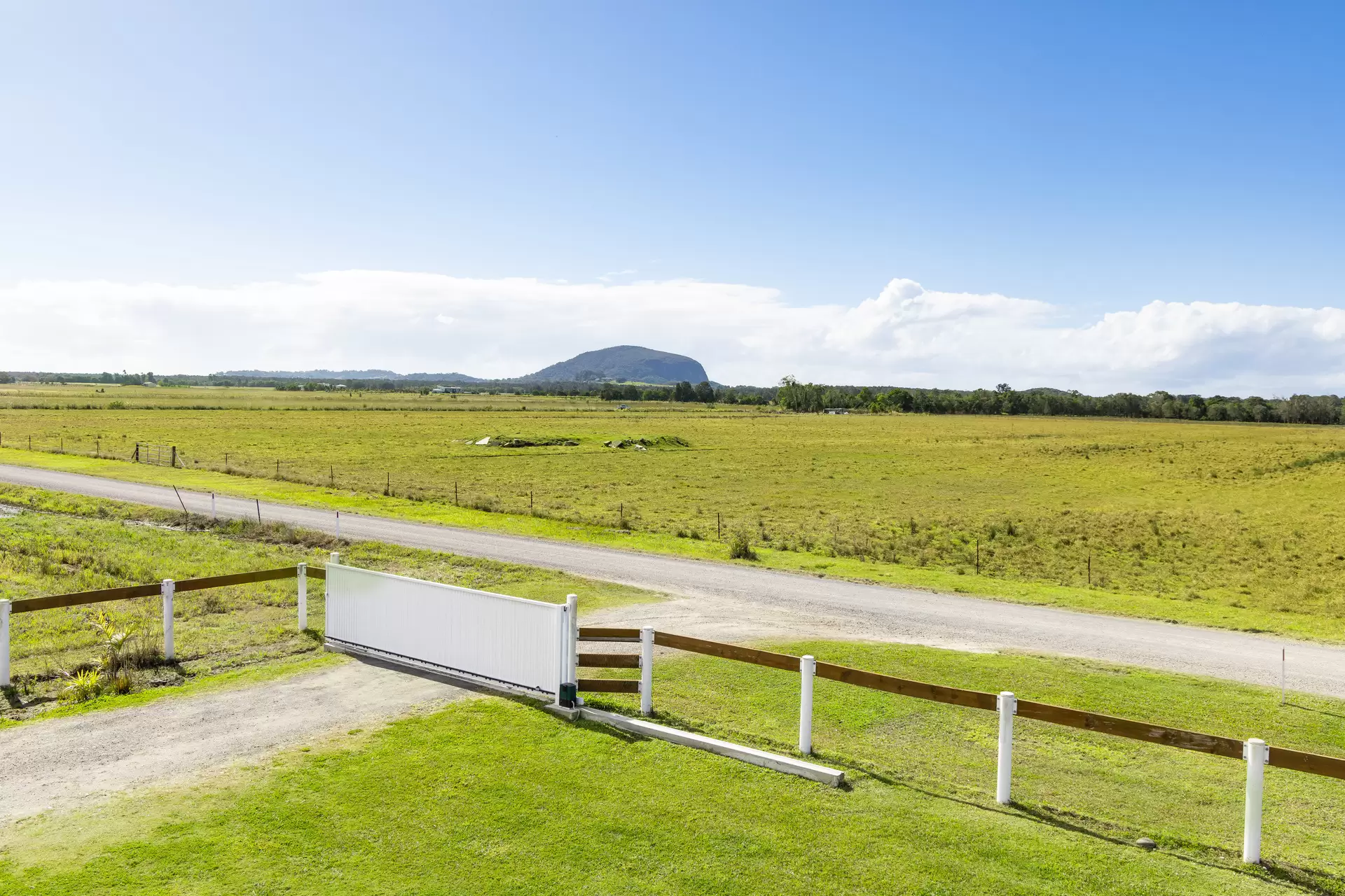 141-207 Burtons Road, Maroochy River Sold by Queensland Sotheby's International Realty - image 1