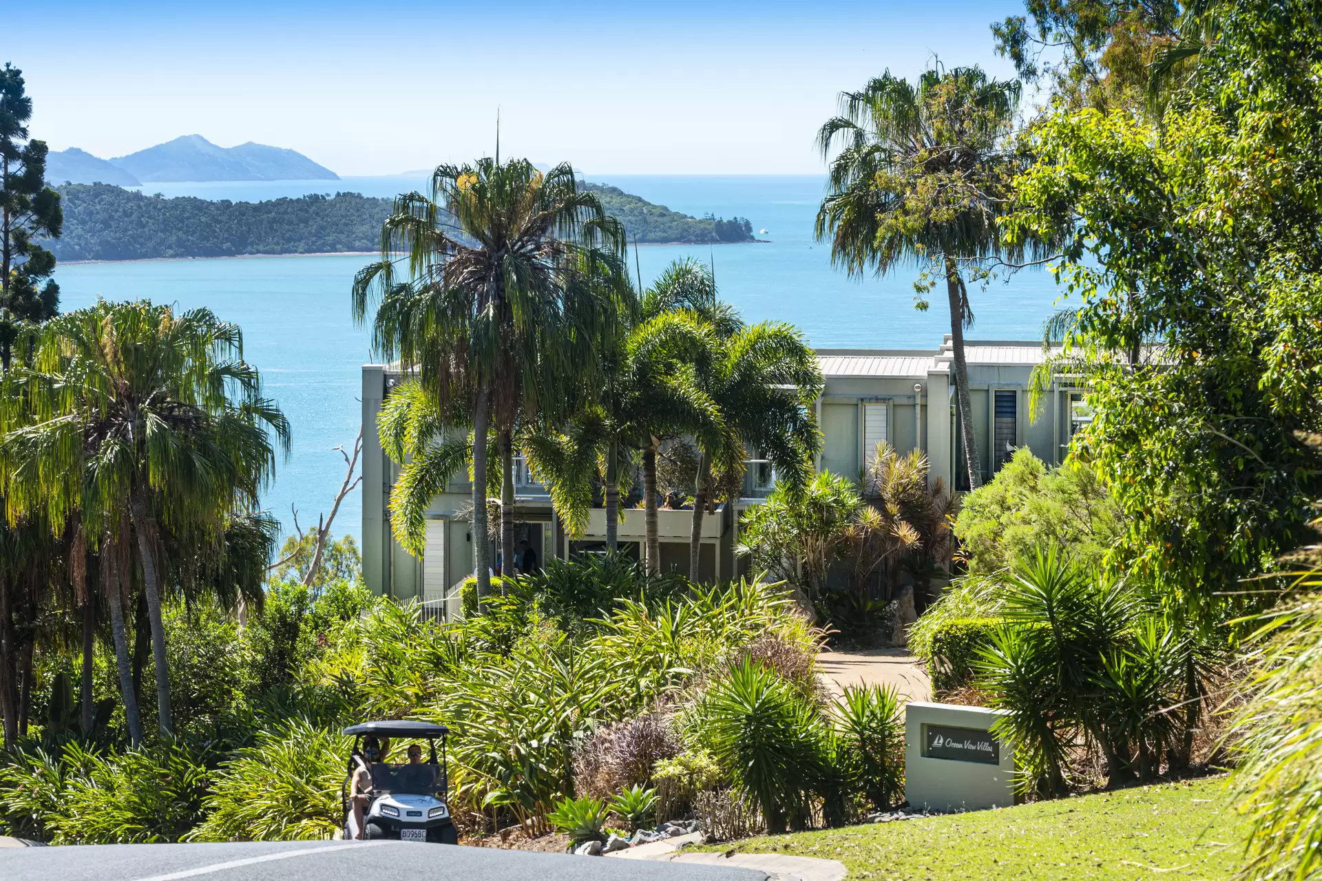 9 Acacia Drive, Hamilton Island Sold by  - image 1