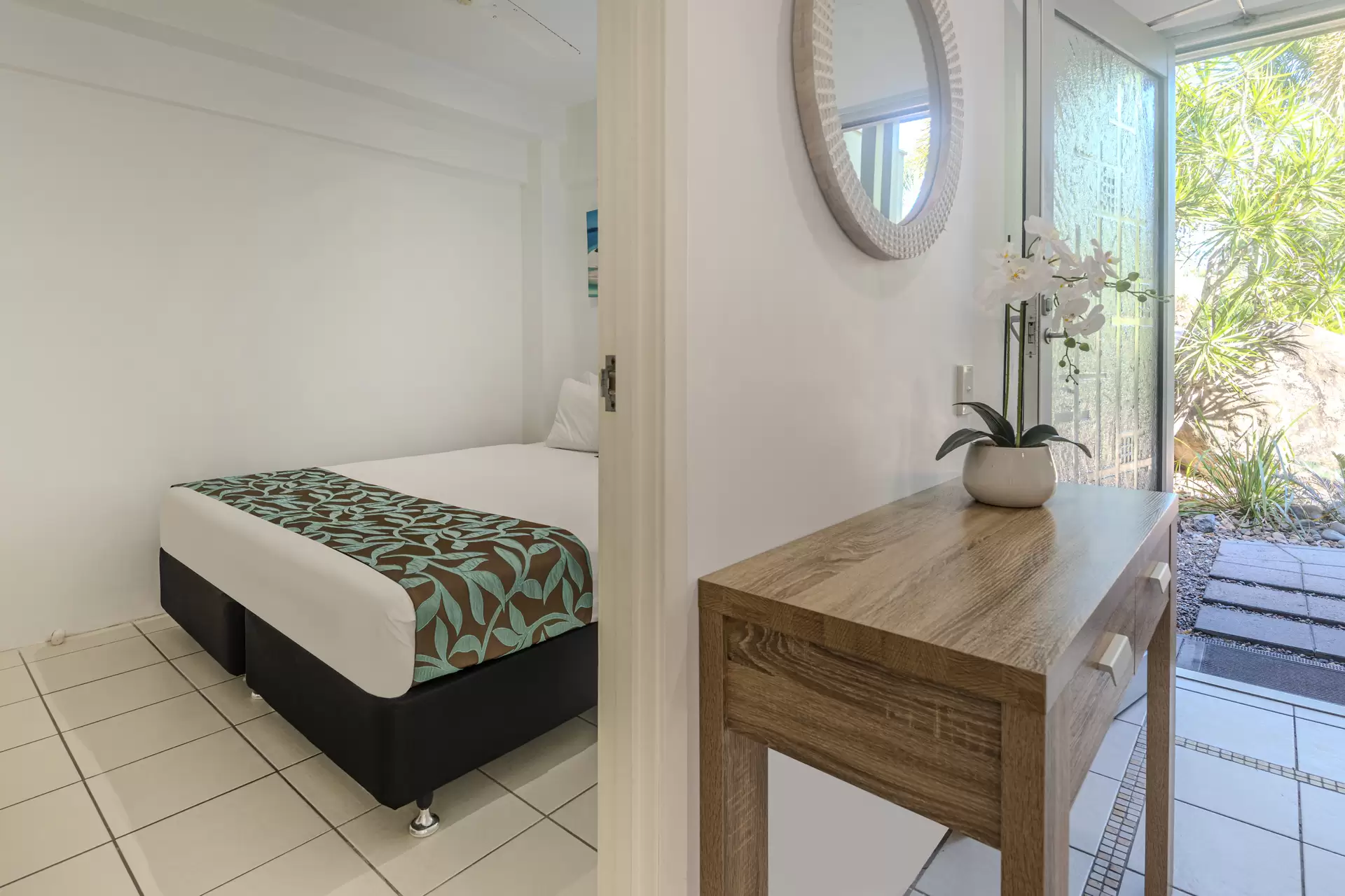 9 Acacia Drive, Hamilton Island Sold by Queensland Sotheby's International Realty - image 1