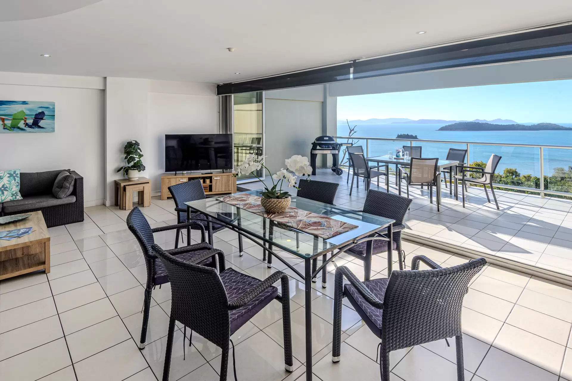 9 Acacia Drive, Hamilton Island Sold by Queensland Sotheby's International Realty - image 1