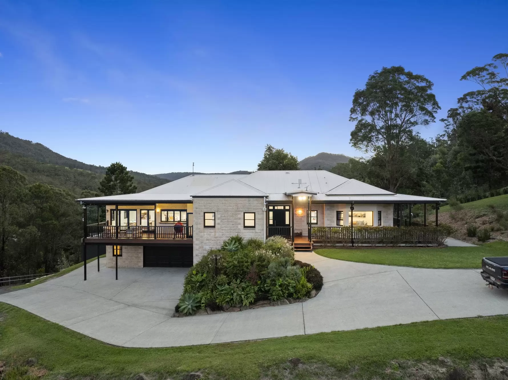 48  Double Crossing Road, Canungra Sold by Queensland Sotheby's International Realty - image 1