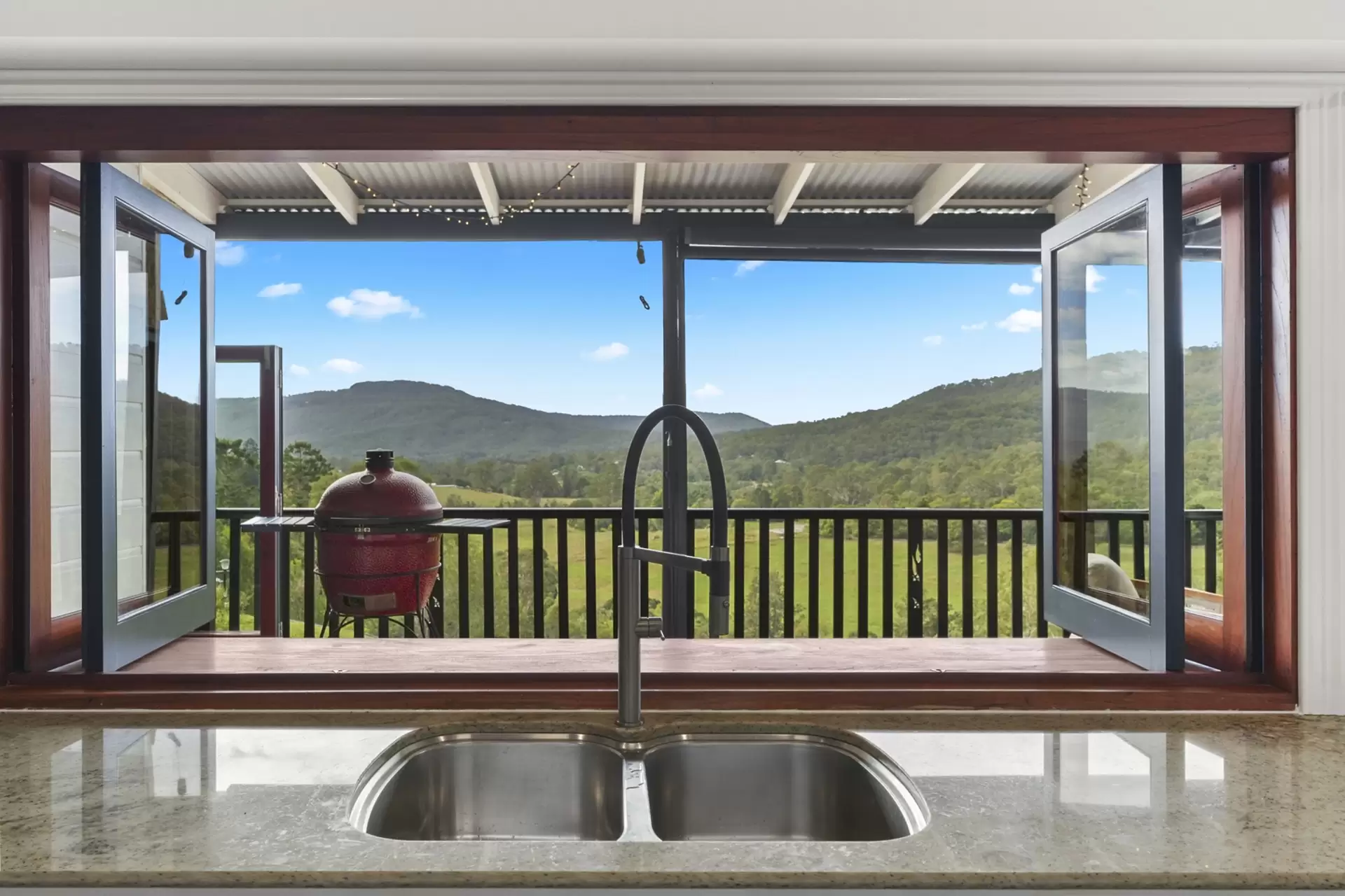 48  Double Crossing Road, Canungra Sold by Queensland Sotheby's International Realty - image 1