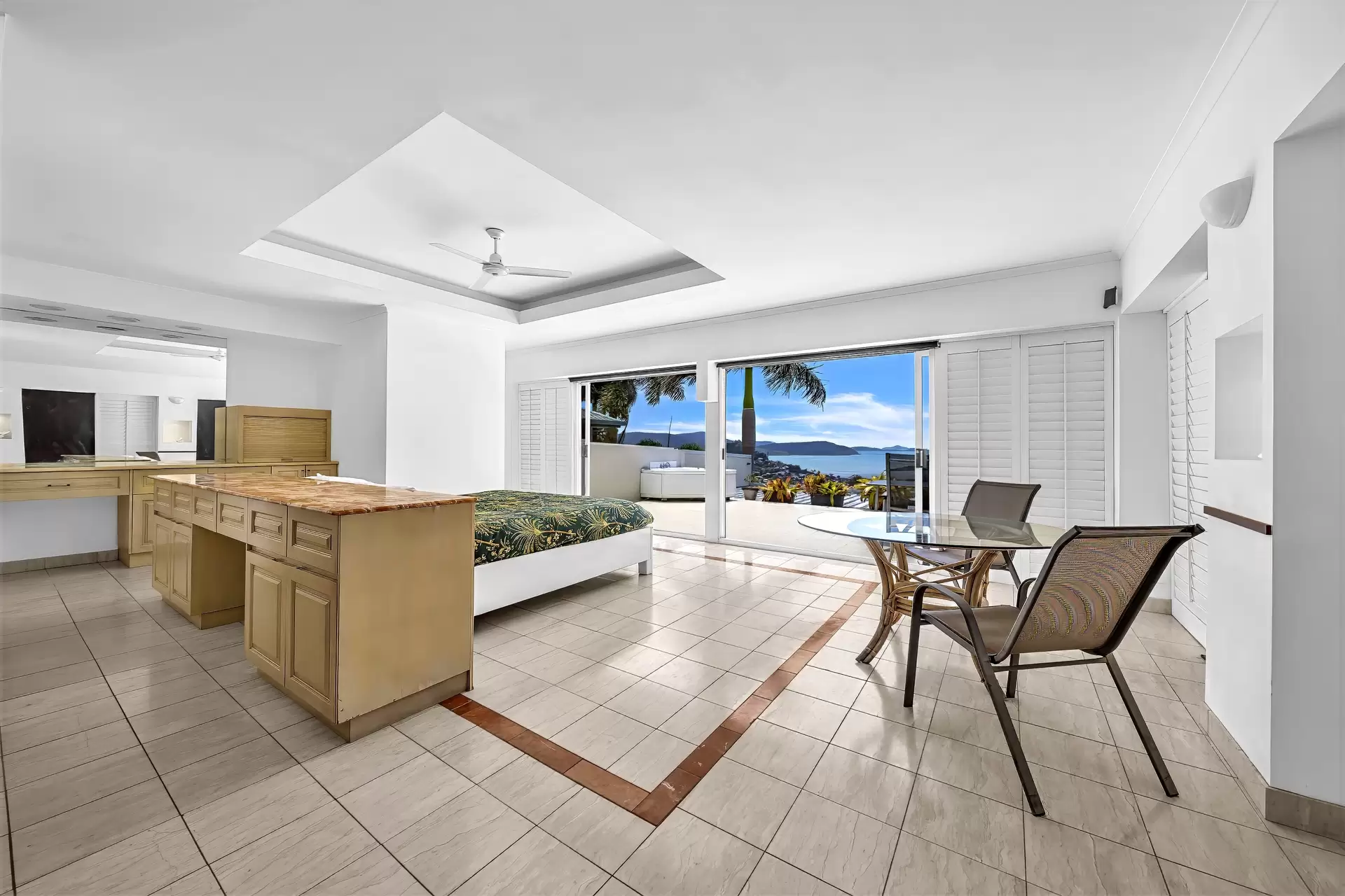 88 Yachtsman Parade, Cannonvale For Sale by Queensland Sotheby's International Realty - image 1