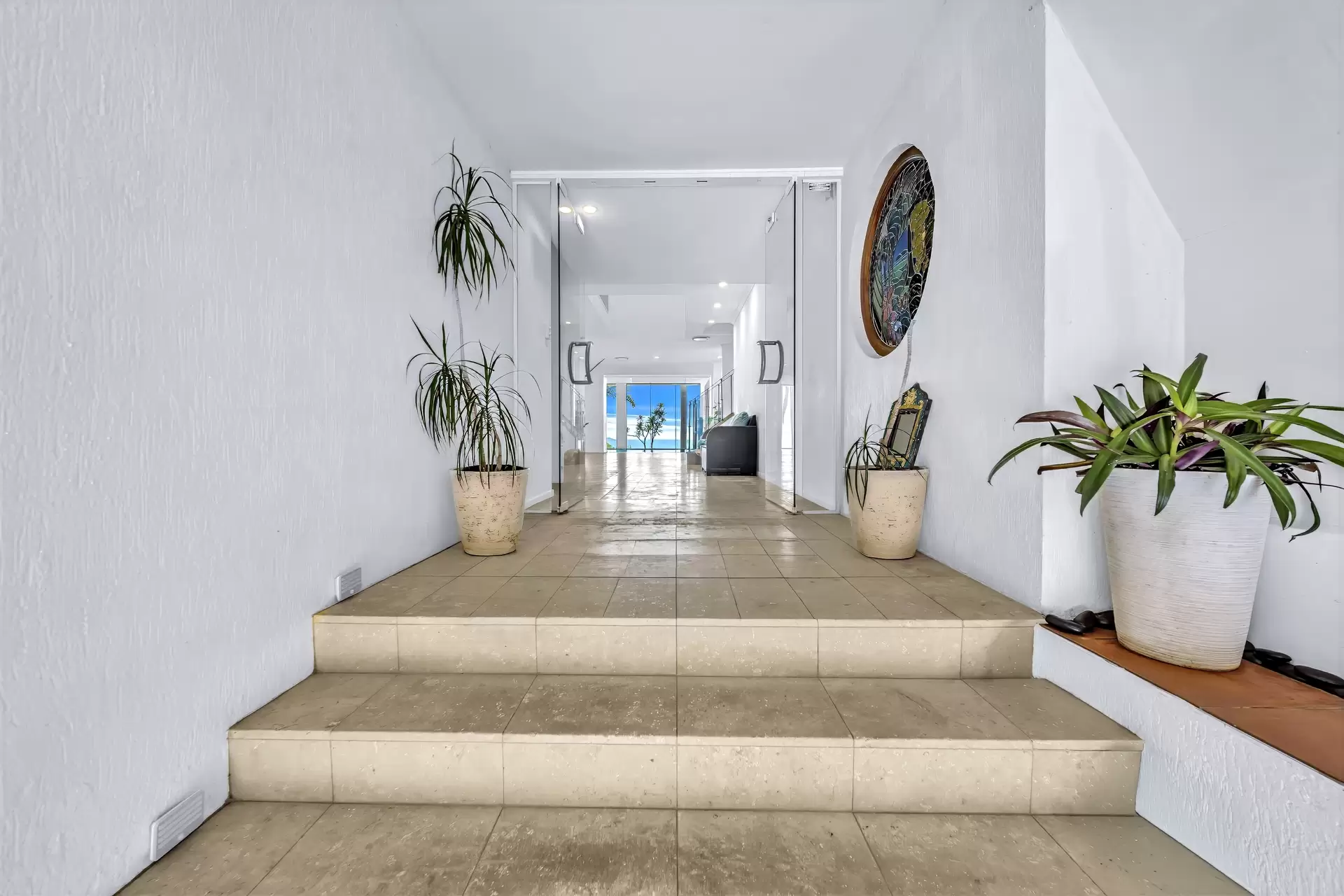 88 Yachtsman Parade, Cannonvale For Sale by Queensland Sotheby's International Realty - image 1
