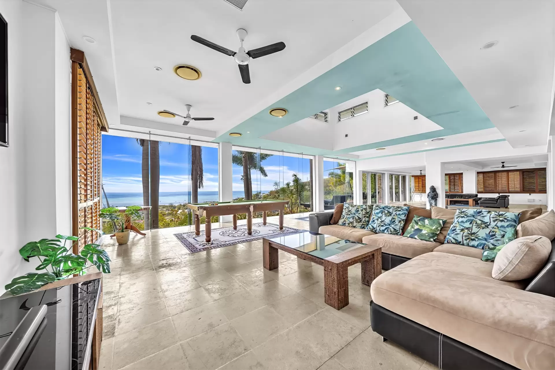 88 Yachtsman Parade, Cannonvale For Sale by Queensland Sotheby's International Realty - image 1