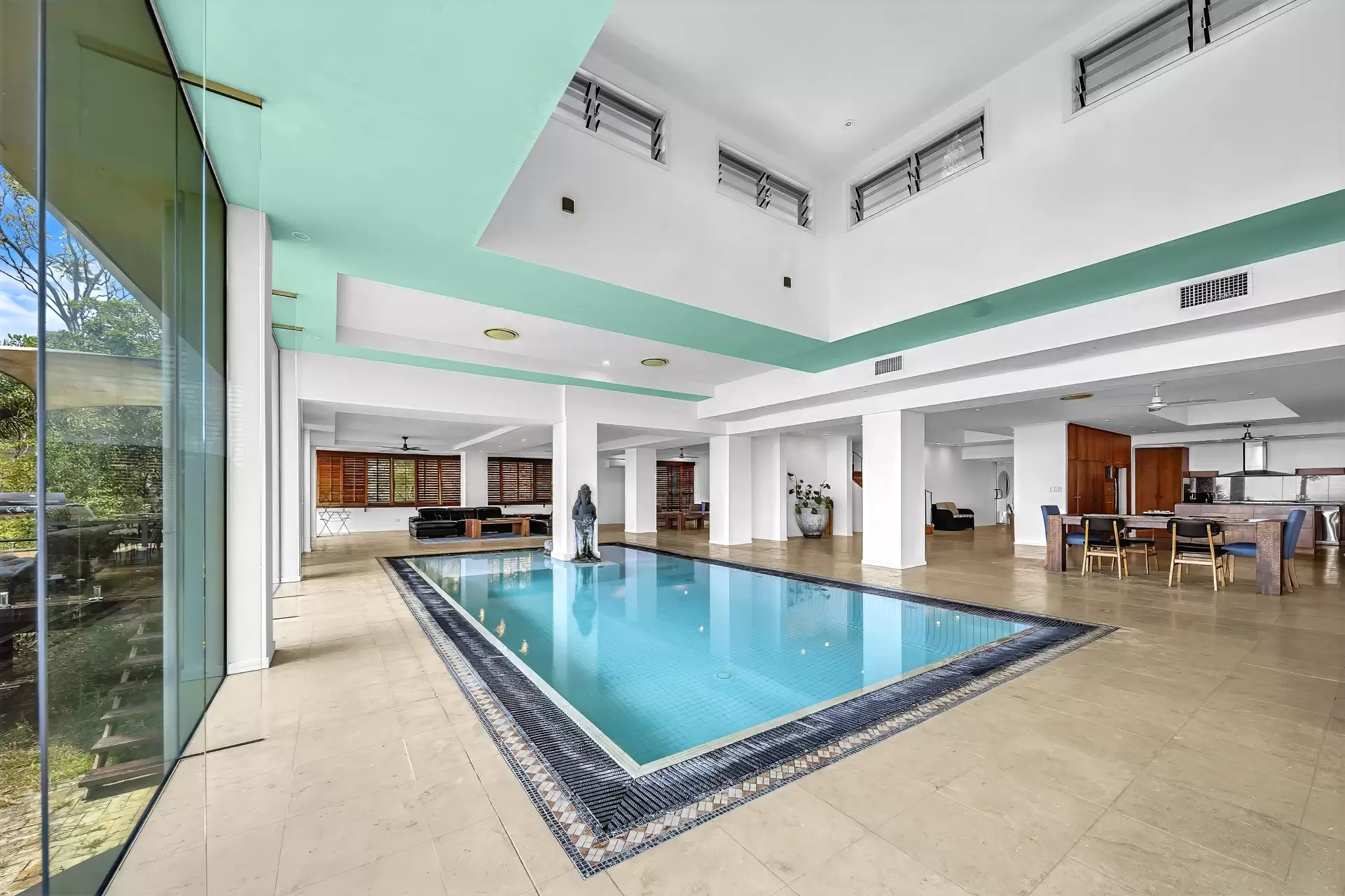 88 Yachtsman Parade, Cannonvale For Sale by Queensland Sotheby's International Realty - image 1