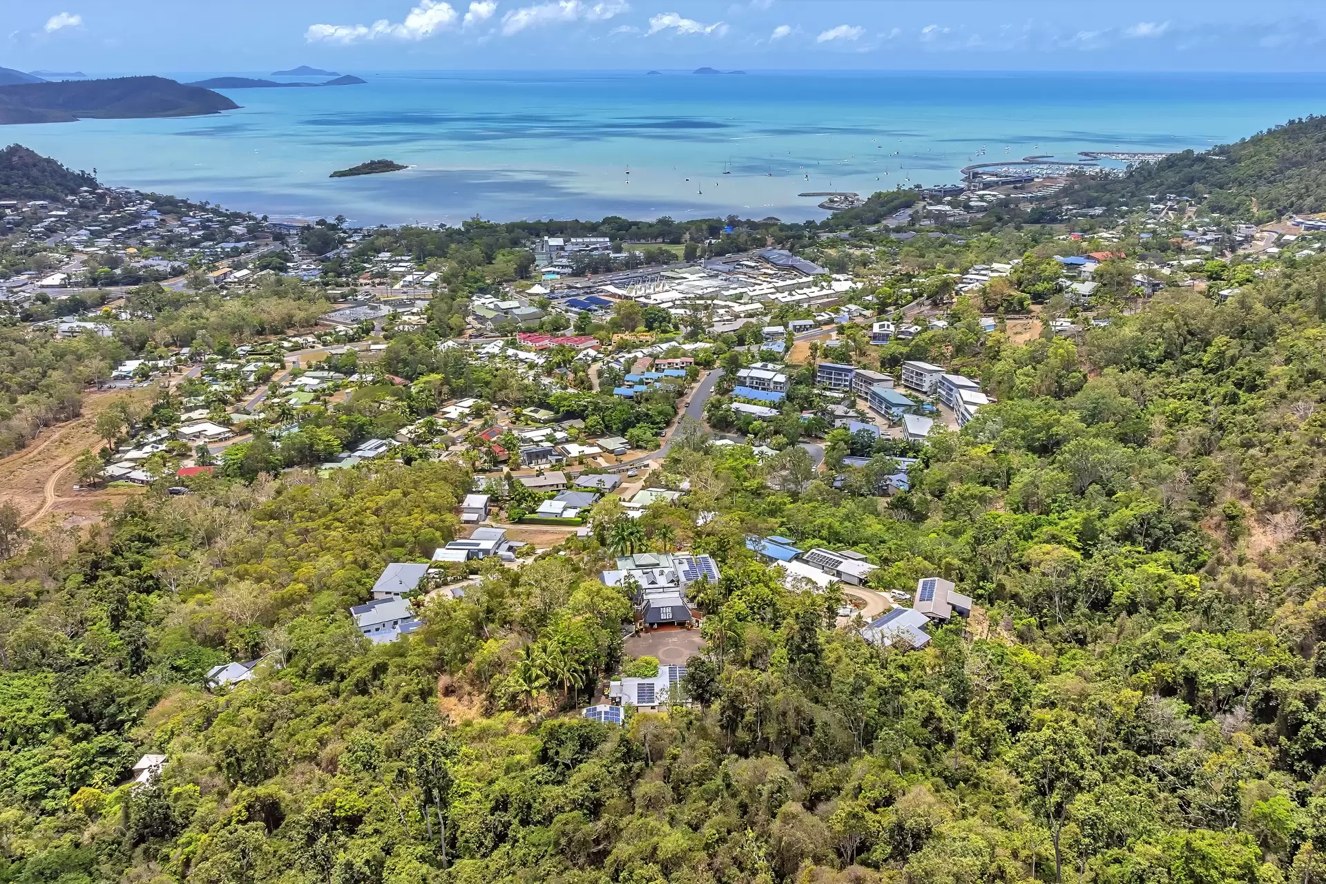 88 Yachtsman Parade, Cannonvale For Sale by Queensland Sotheby's International Realty - image 1