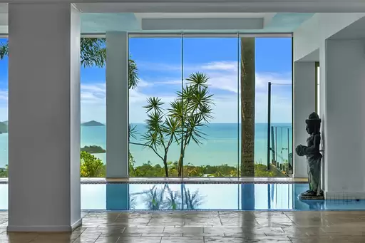 88 Yachtsman Parade, Cannonvale For Sale by Queensland Sotheby's International Realty
