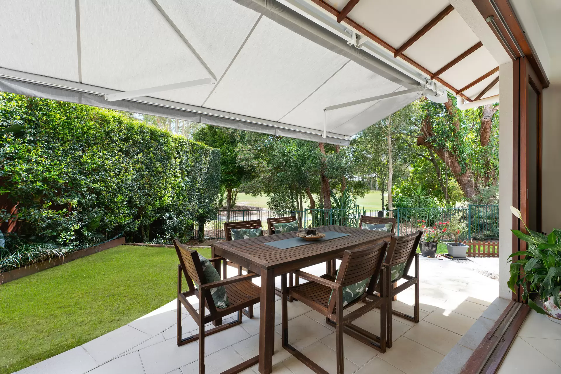5 Bunker Court, Peregian Springs Sold by Queensland Sotheby's International Realty - image 1