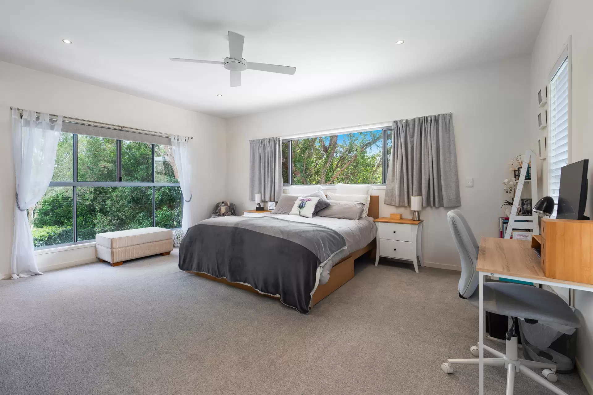 5 Bunker Court, Peregian Springs Sold by Queensland Sotheby's International Realty - image 1