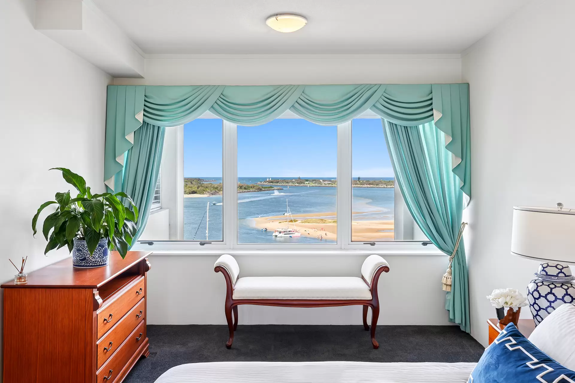 99/326 Marine Parade, Labrador Sold by  - image 1