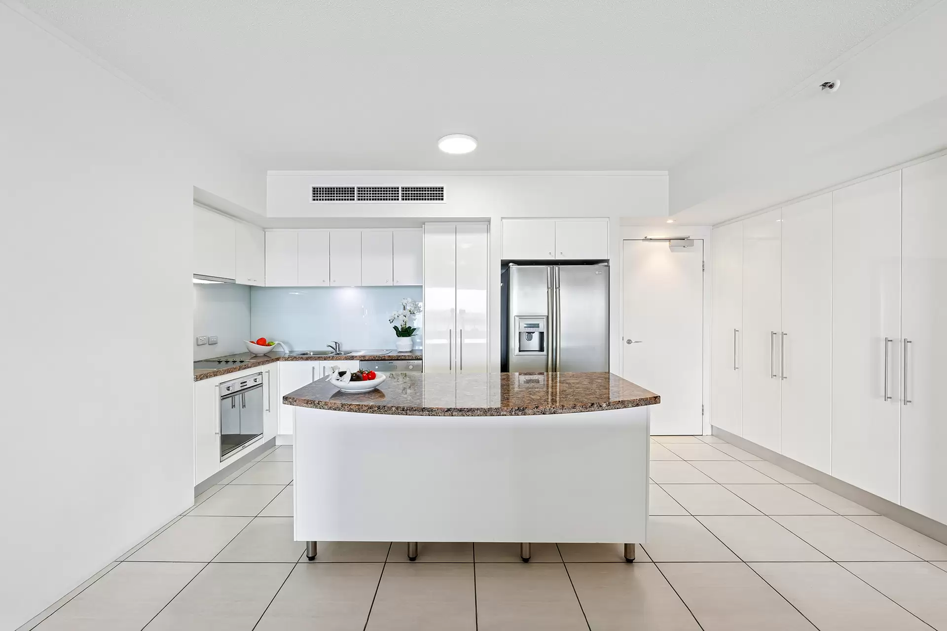 99/326 Marine Parade, Labrador Sold by Queensland Sotheby's International Realty - image 1