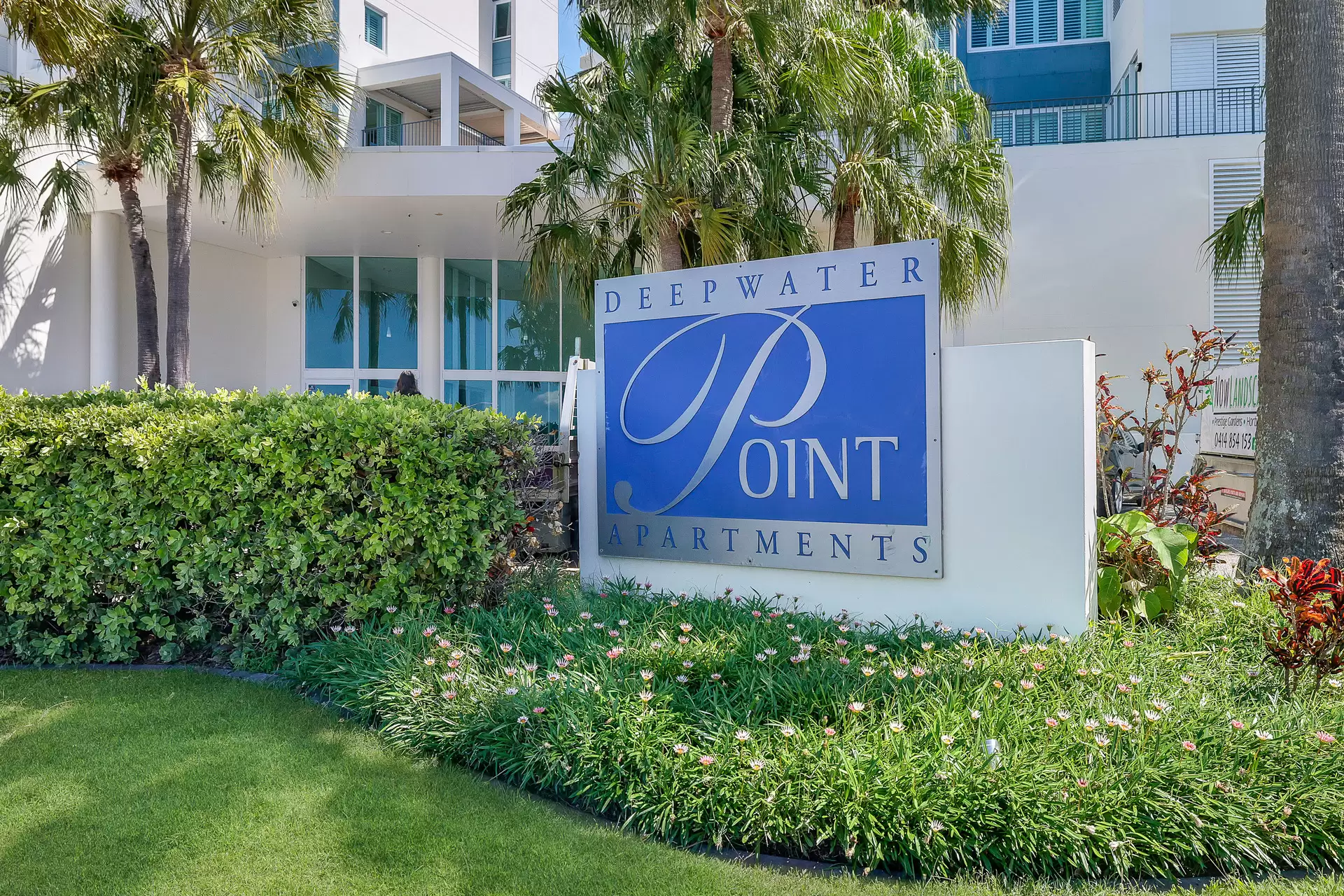 99/326 Marine Parade, Labrador Sold by Queensland Sotheby's International Realty - image 1