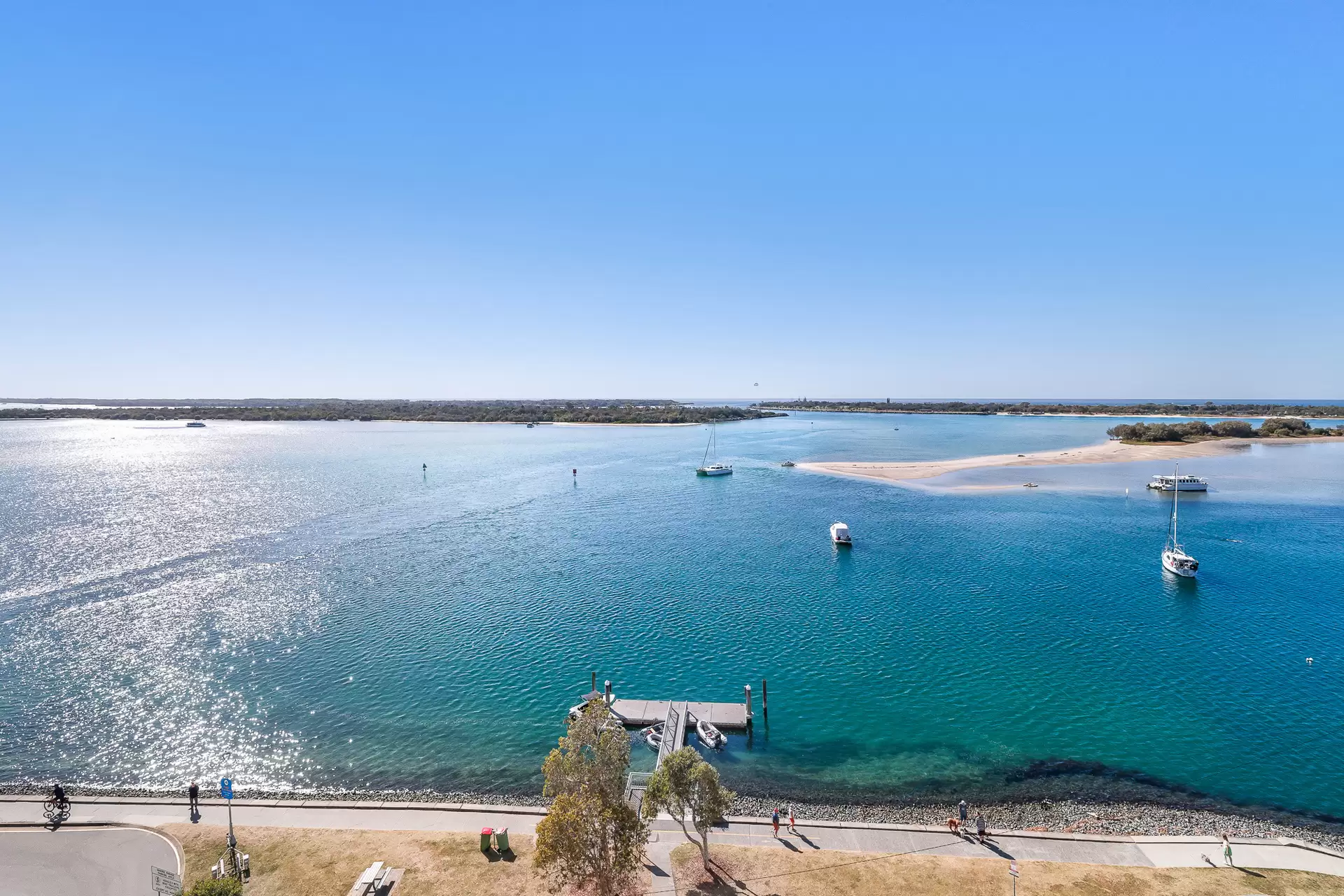 99/326 Marine Parade, Labrador Sold by  - image 1