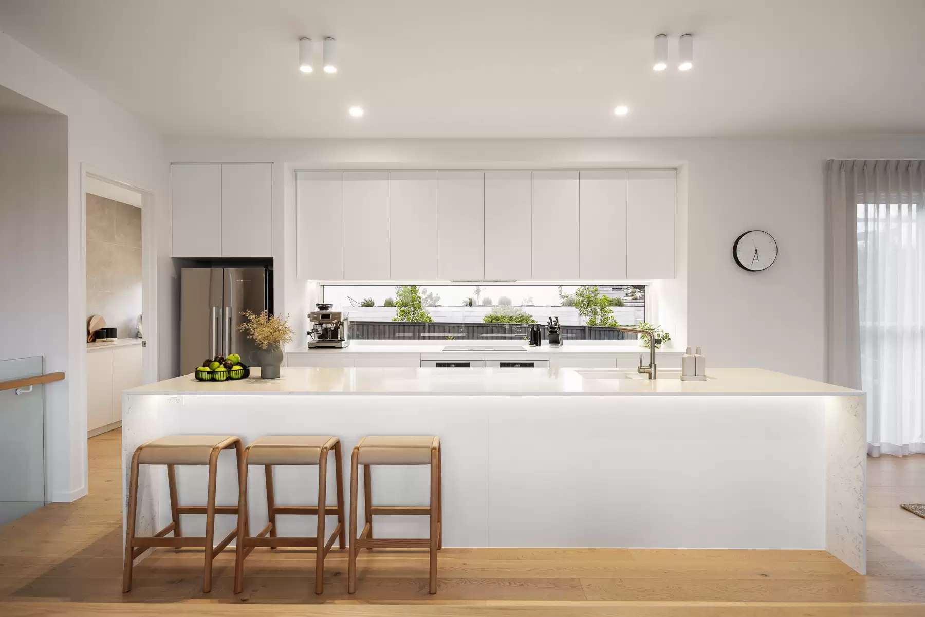 8 Tallowood Court, Peregian Springs Sold by Queensland Sotheby's International Realty - image 1