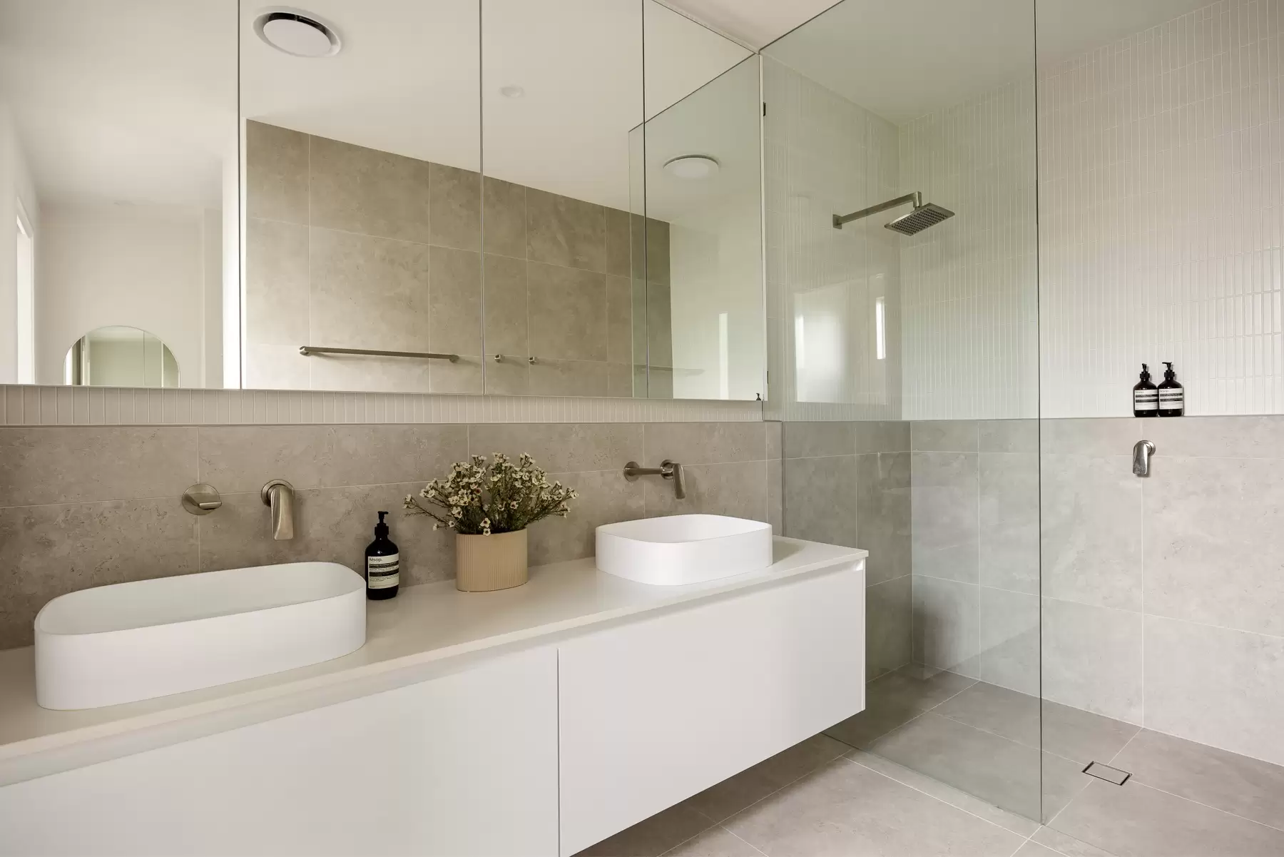 8 Tallowood Court, Peregian Springs Sold by Queensland Sotheby's International Realty - image 1