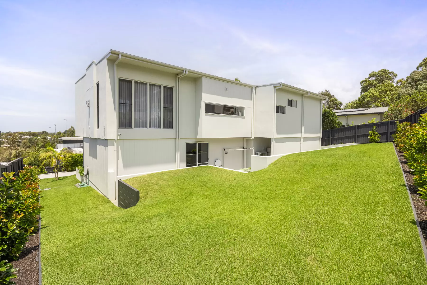 8 Tallowood Court, Peregian Springs Sold by Queensland Sotheby's International Realty - image 1
