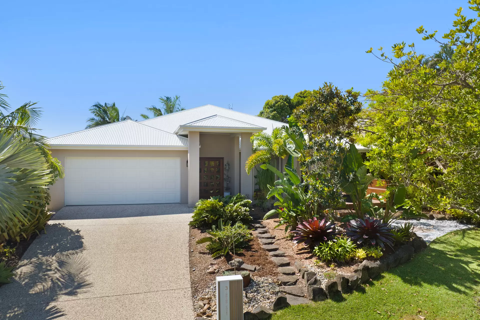 3 Indigo Court, Peregian Springs Sold by Queensland Sotheby's International Realty - image 1