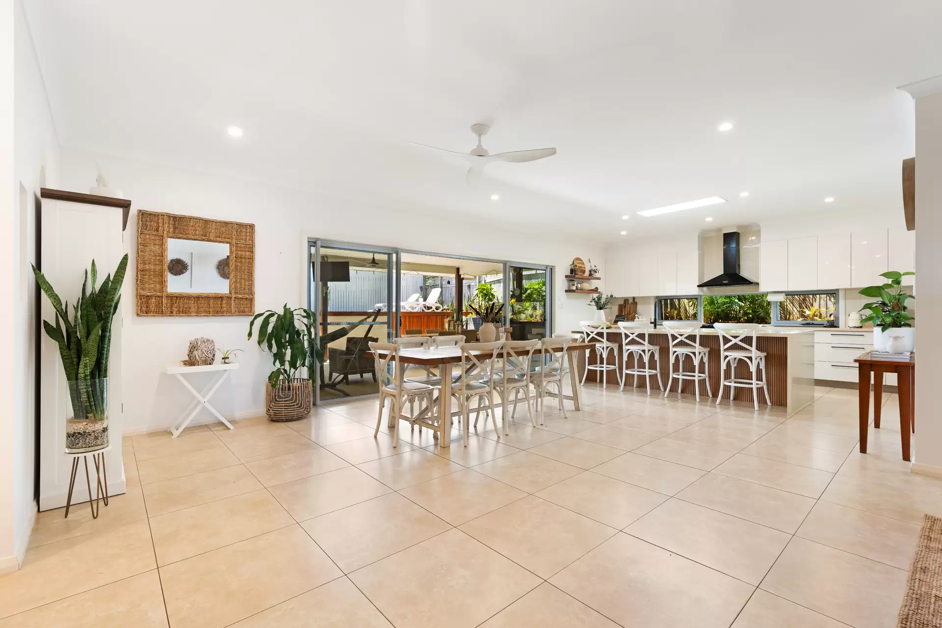 3 Indigo Court, Peregian Springs Sold by Queensland Sotheby's International Realty - image 1
