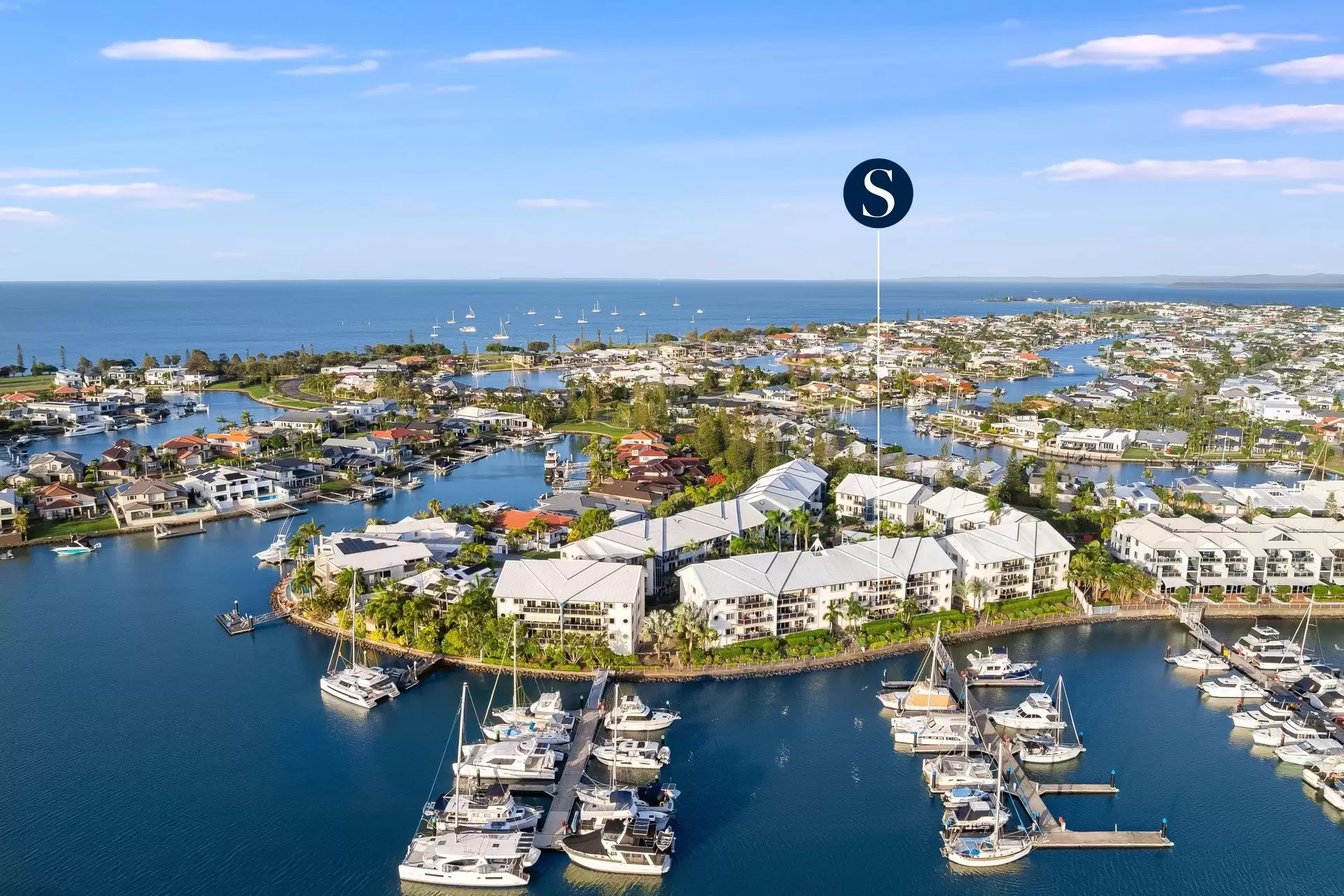18/12 Esperance Court, Raby Bay Sold by Queensland Sotheby's International Realty - image 1