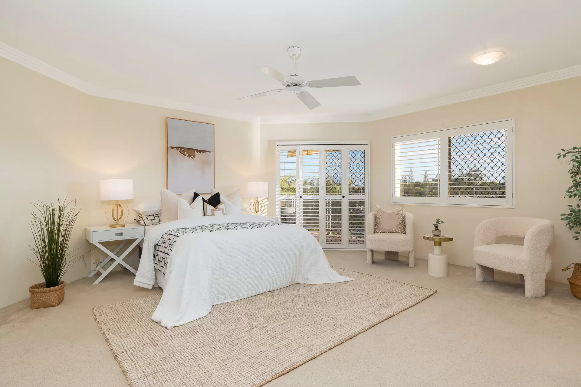 18/12 Esperance Court, Raby Bay Sold by Queensland Sotheby's International Realty - image 1