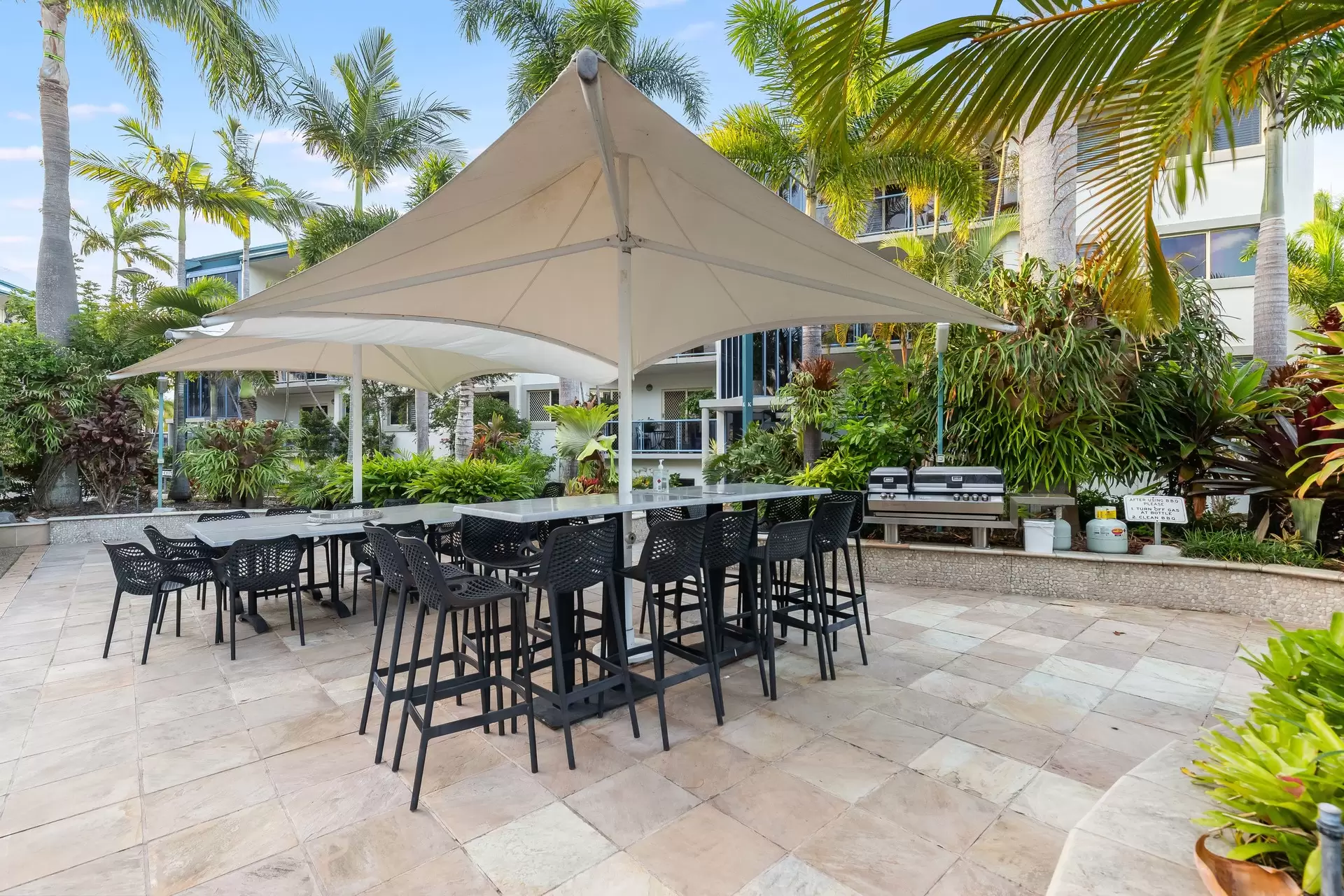 18/12 Esperance Court, Raby Bay Sold by Queensland Sotheby's International Realty - image 1