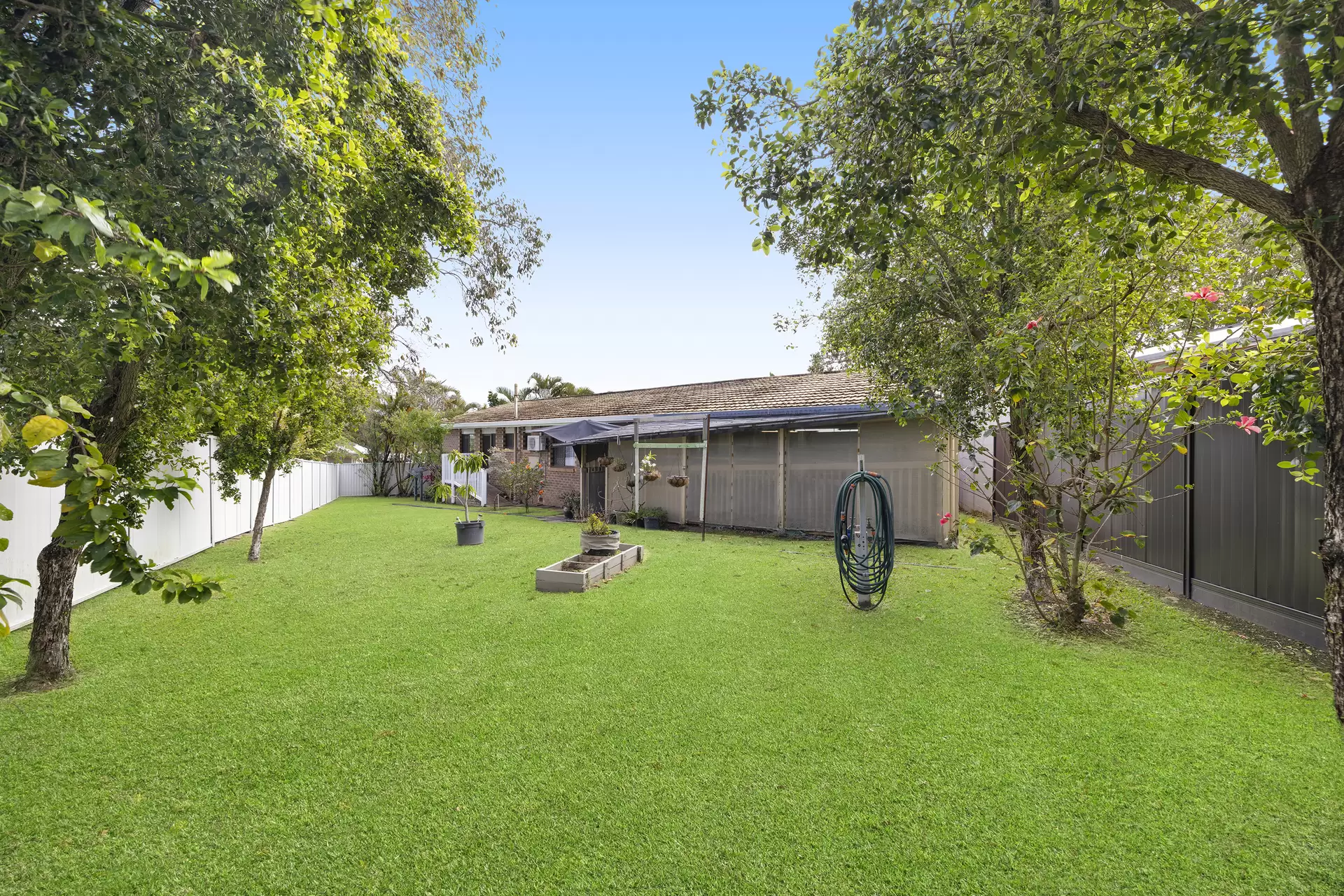 4 Ulaka Court, Mooloolaba For Sale by Queensland Sotheby's International Realty - image 1