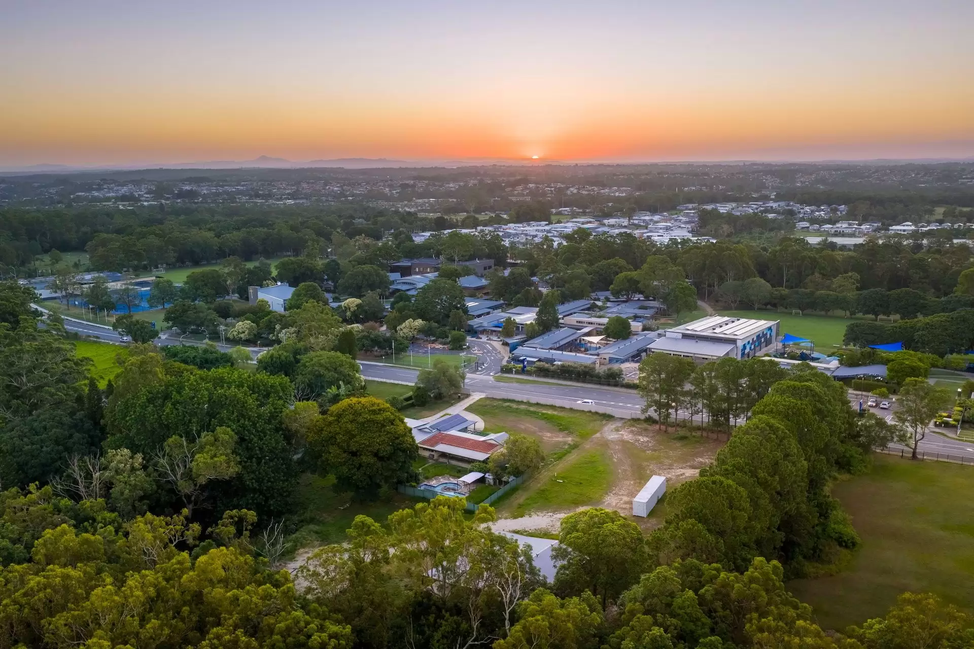 760 Rochedale Road, Rochedale Sold by Queensland Sotheby's International Realty - image 1