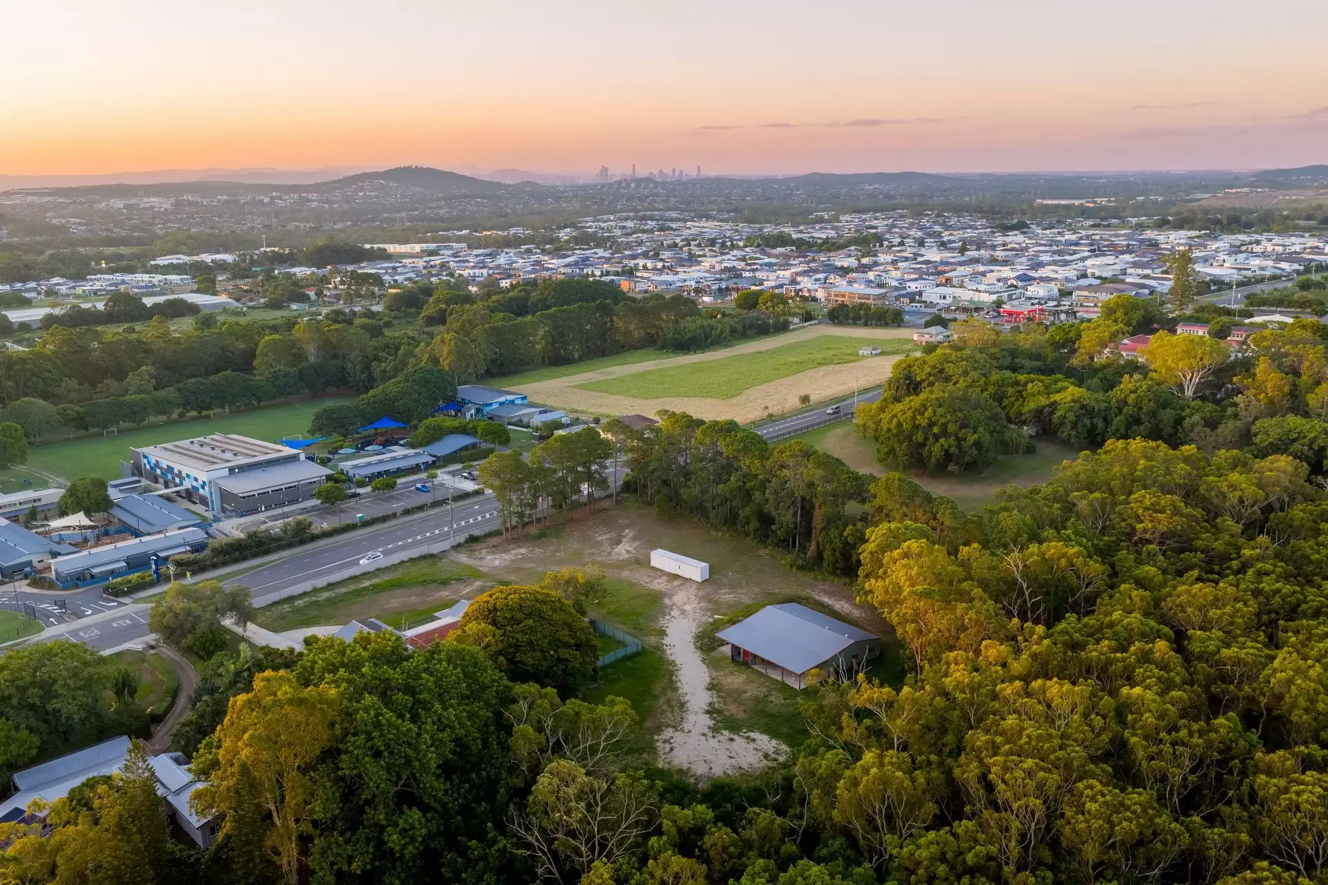 760 Rochedale Road, Rochedale Sold by Queensland Sotheby's International Realty - image 1