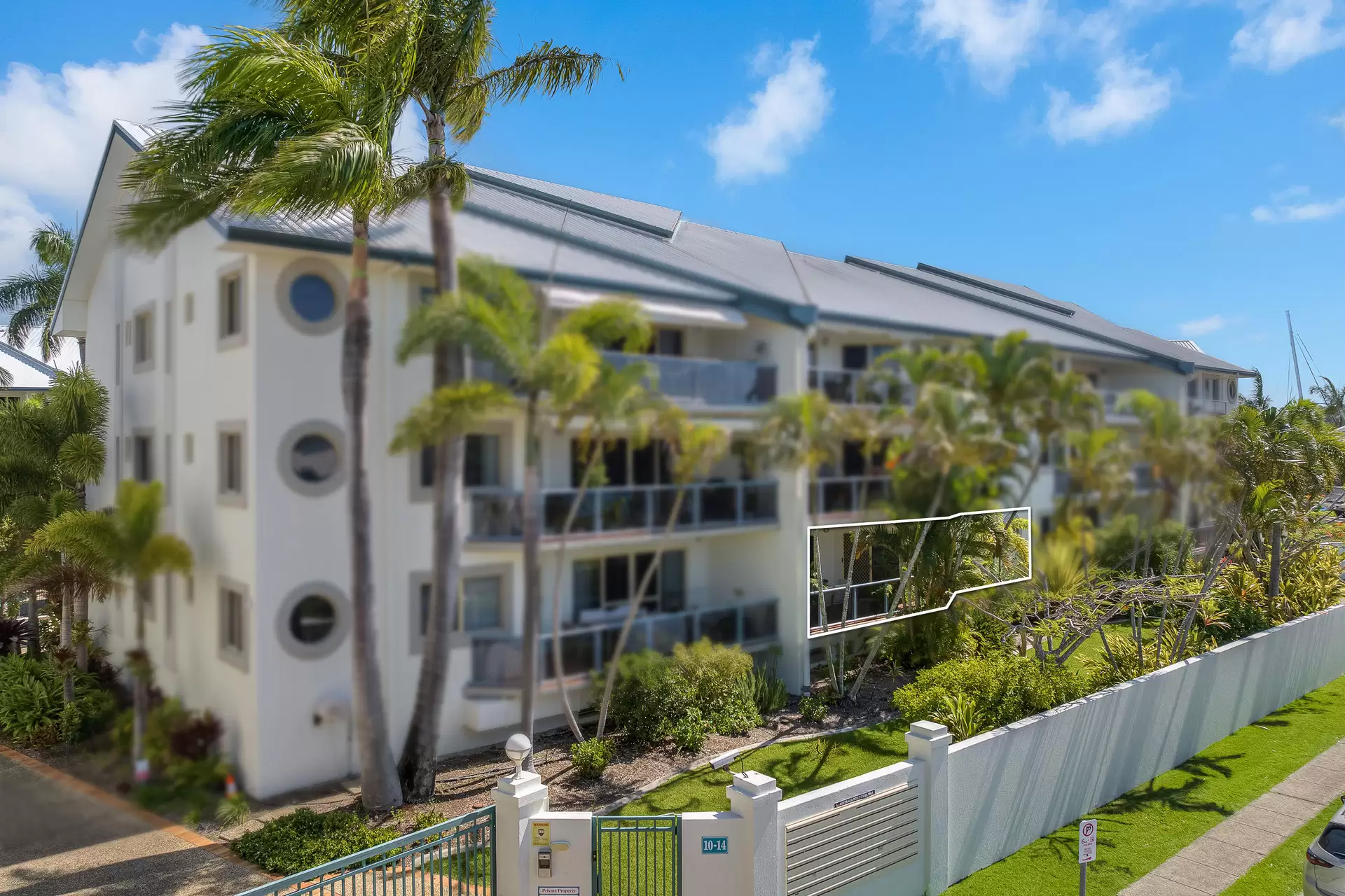33/10-14 Esperance Court, Raby Bay Sold by  - image 1