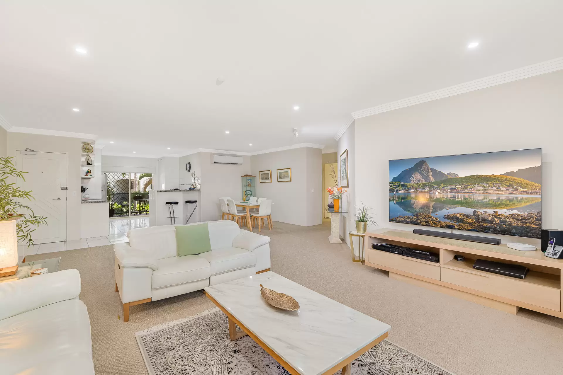 33/10-14 Esperance Court, Raby Bay Sold by Queensland Sotheby's International Realty - image 1