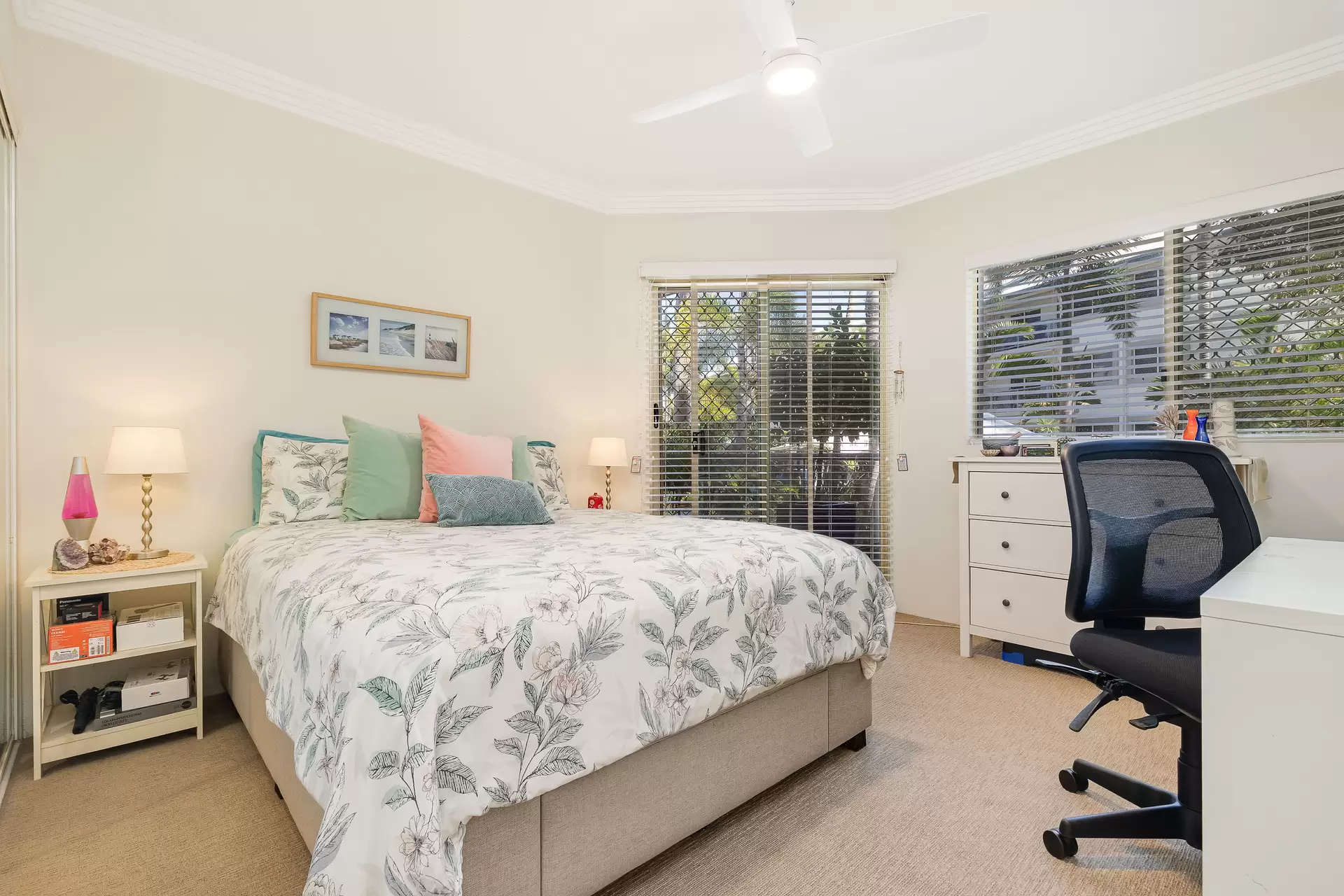 33/10-14 Esperance Court, Raby Bay Sold by Queensland Sotheby's International Realty - image 1