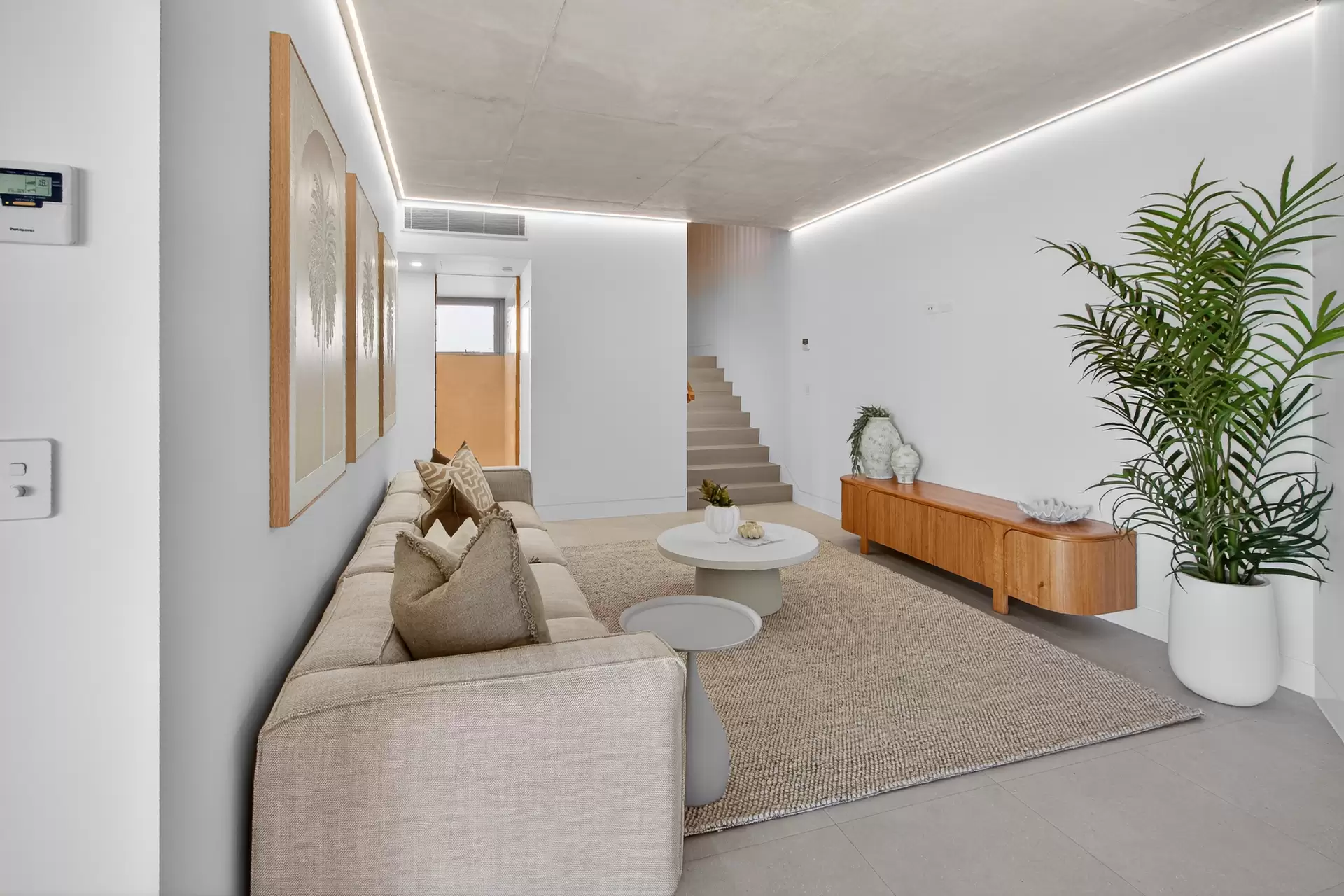 10 Bottletree Close, Airlie Beach For Sale by Queensland Sotheby's International Realty - image 1