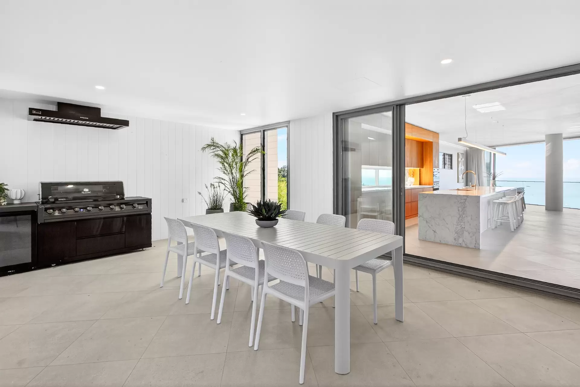 10 Bottletree Close, Airlie Beach For Sale by Queensland Sotheby's International Realty - image 1