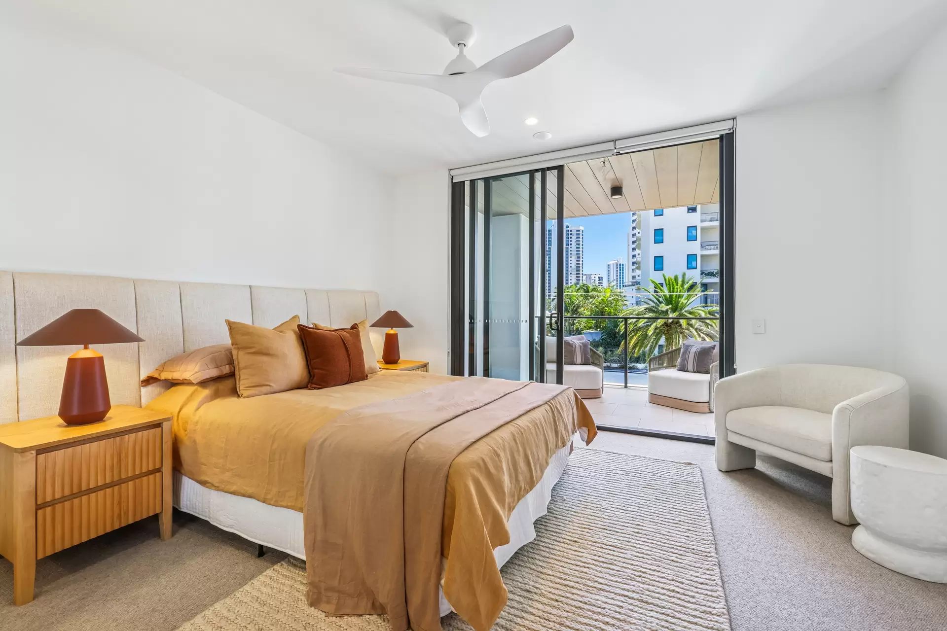 7/25 Woodroffe Avenue, Main Beach For Sale by Queensland Sotheby's International Realty - image 1