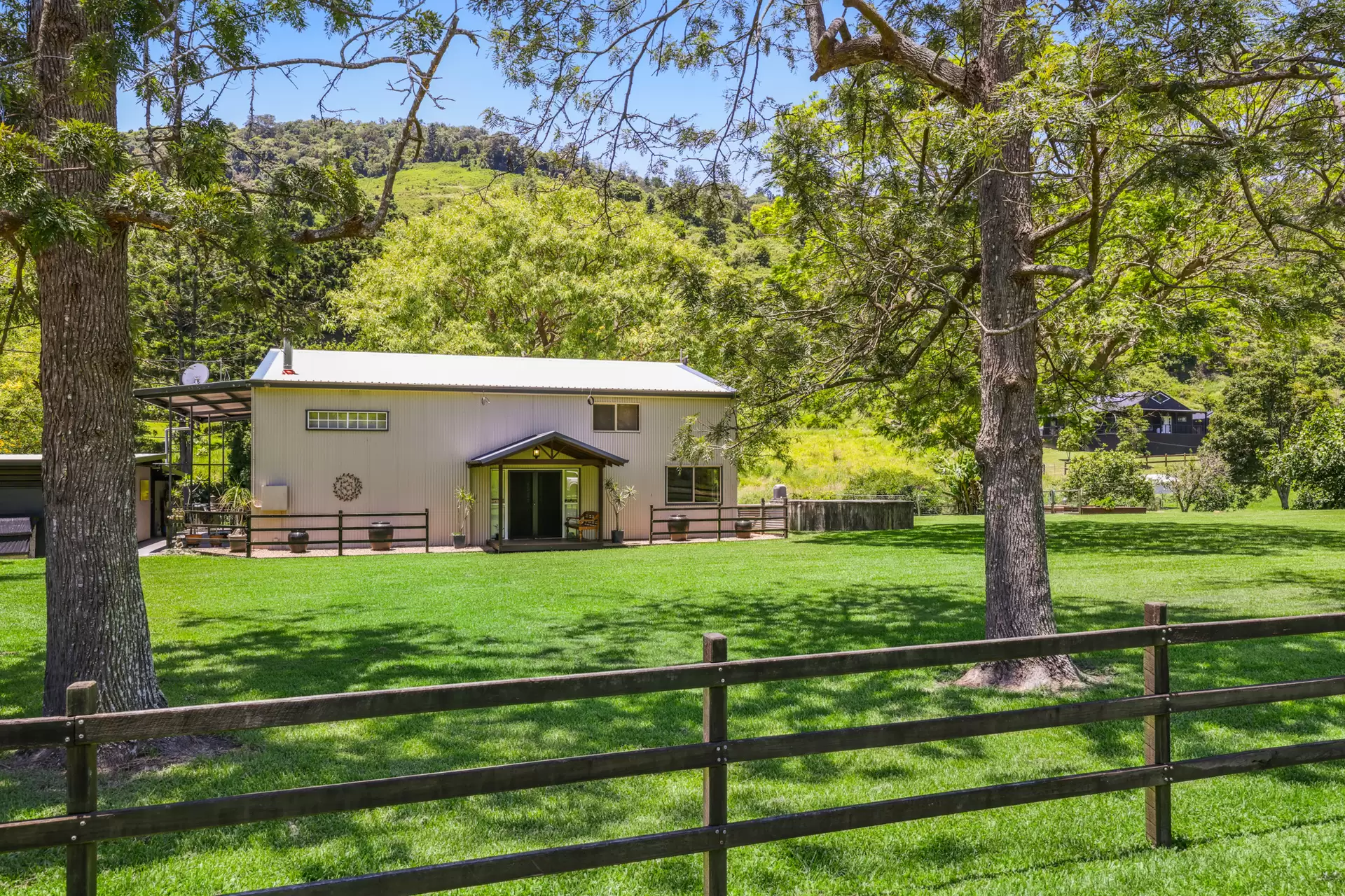 483 Illinbah Road, Illinbah Sold by Queensland Sotheby's International Realty - image 1