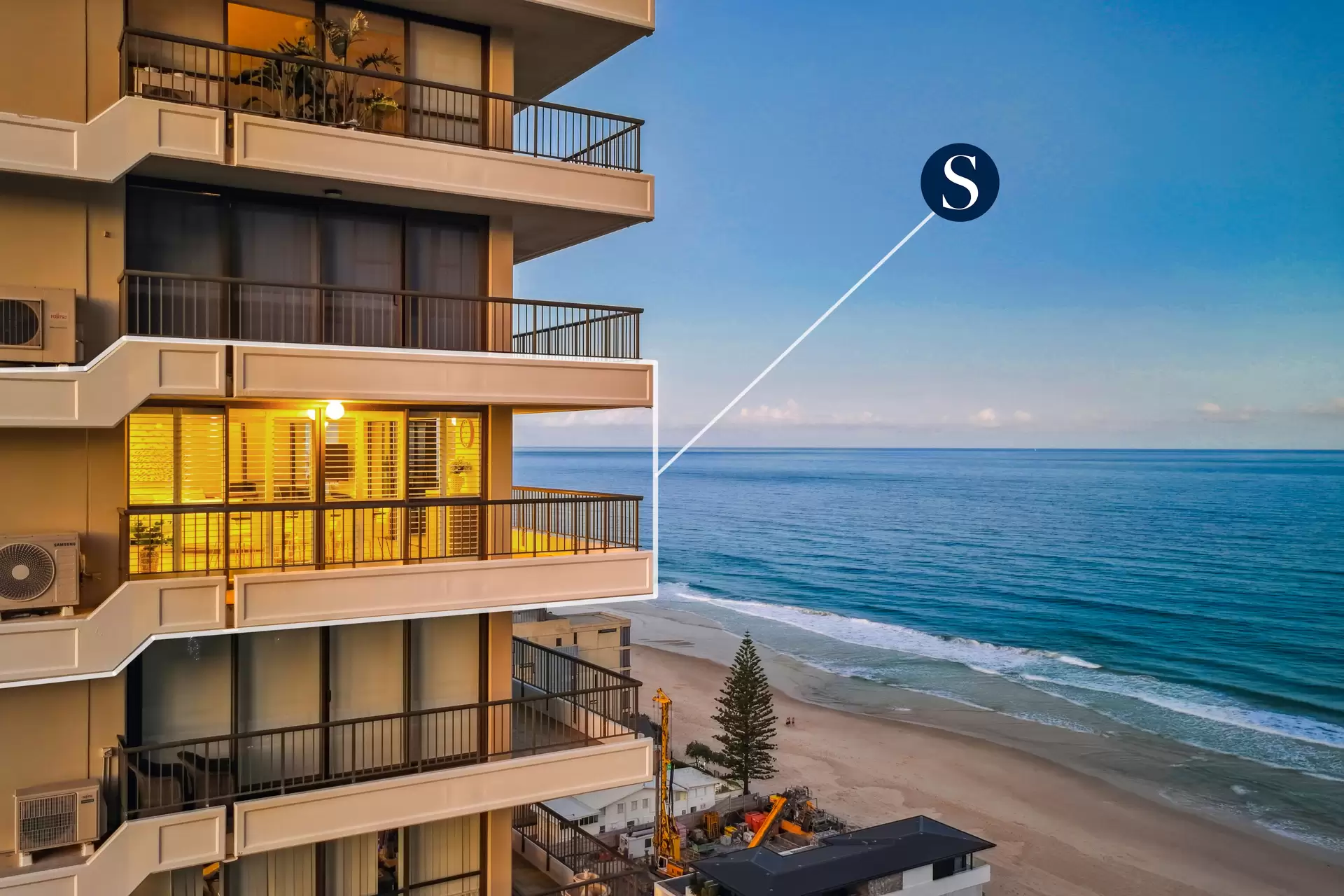 80/3554 Main Beach Parade, Main Beach Sold by  - image 1