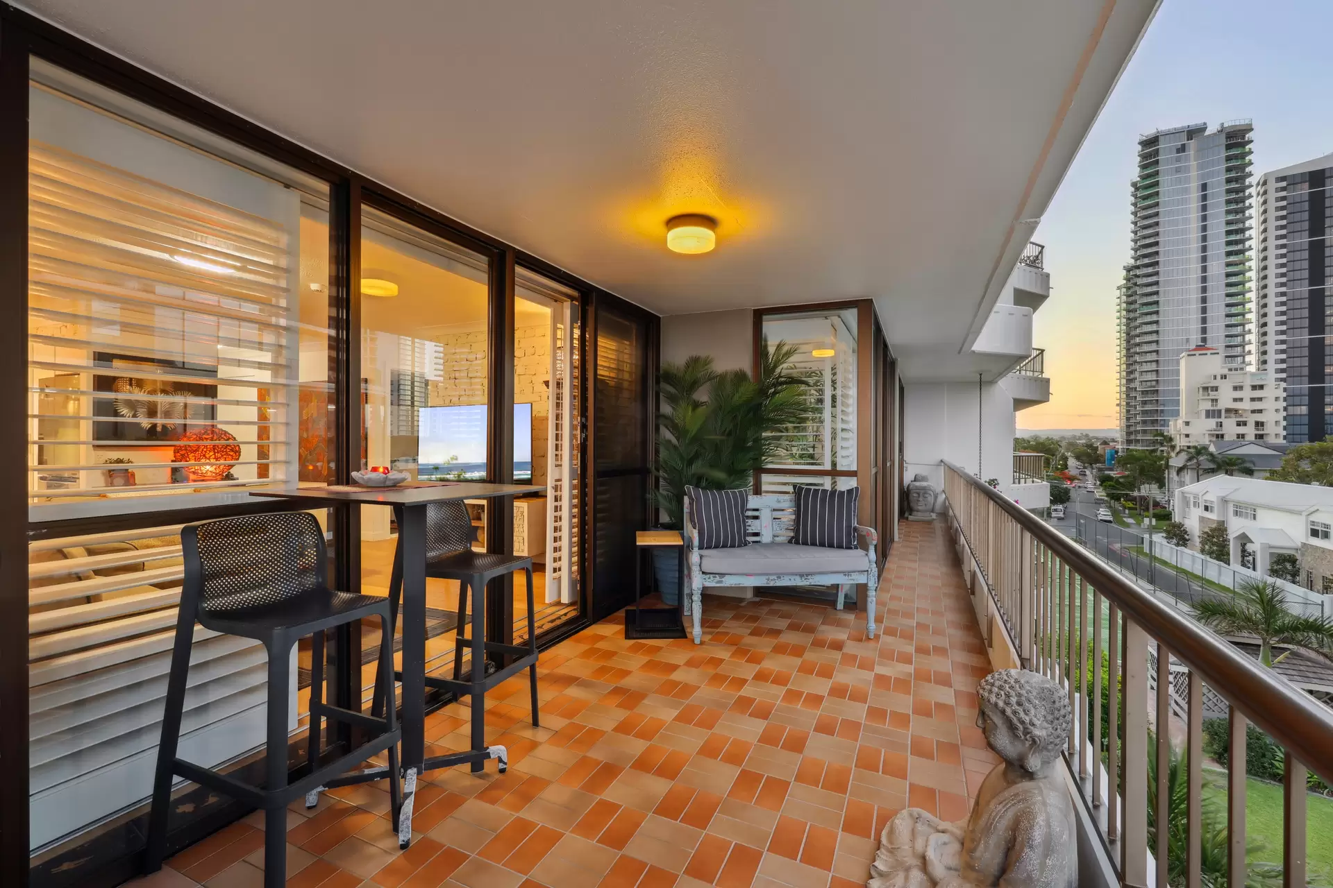 302/3544 Main Beach Parade, Main Beach Sold by Queensland Sotheby's International Realty - image 1