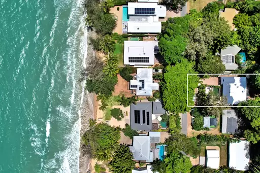 6 Oak Street, Oak Beach For Sale by Queensland Sotheby's International Realty