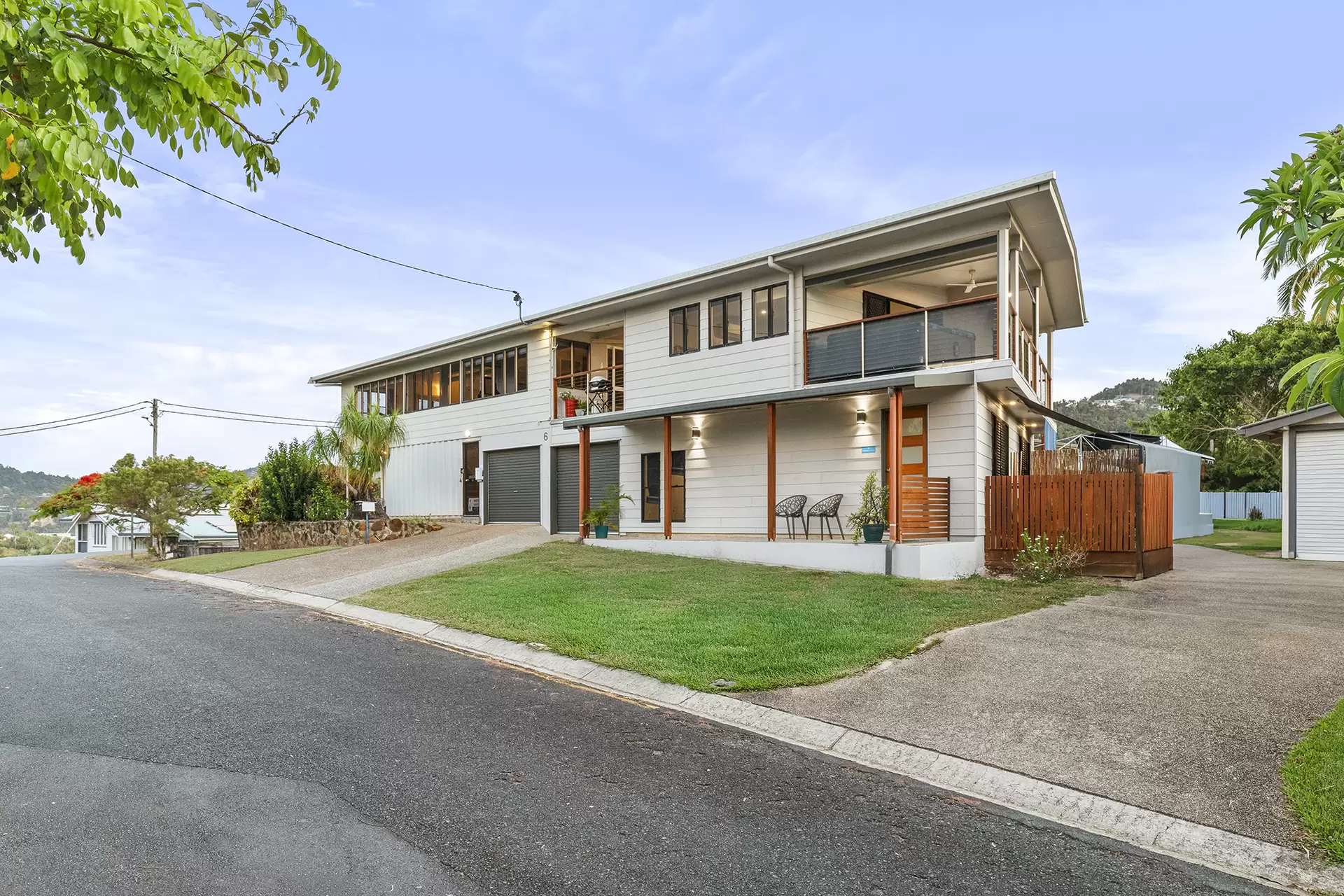 6 Ocean View Avenue, Airlie Beach For Sale by Queensland Sotheby's International Realty - image 1