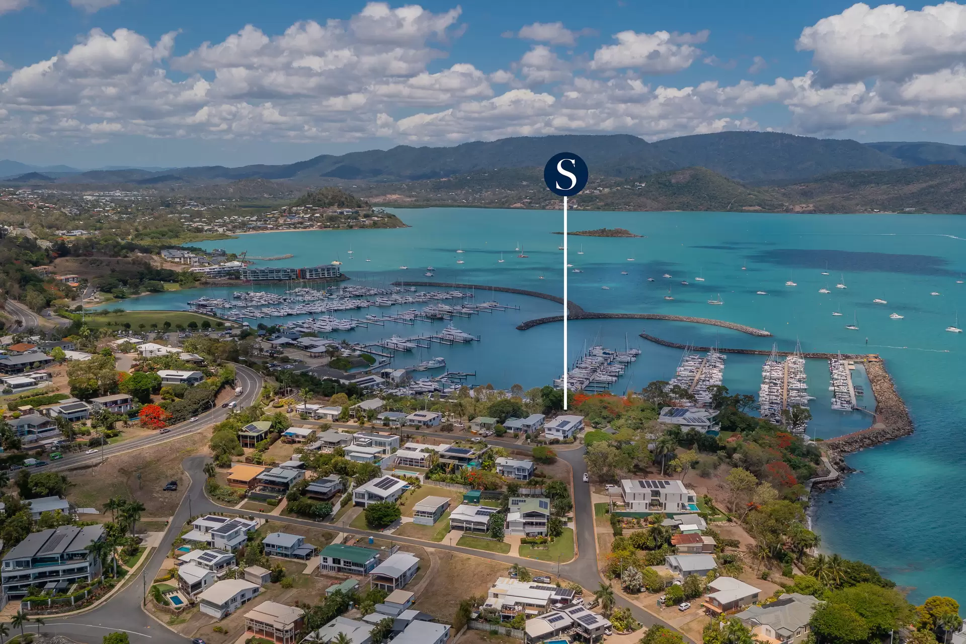 6 Ocean View Avenue, Airlie Beach For Sale by Queensland Sotheby's International Realty - image 1