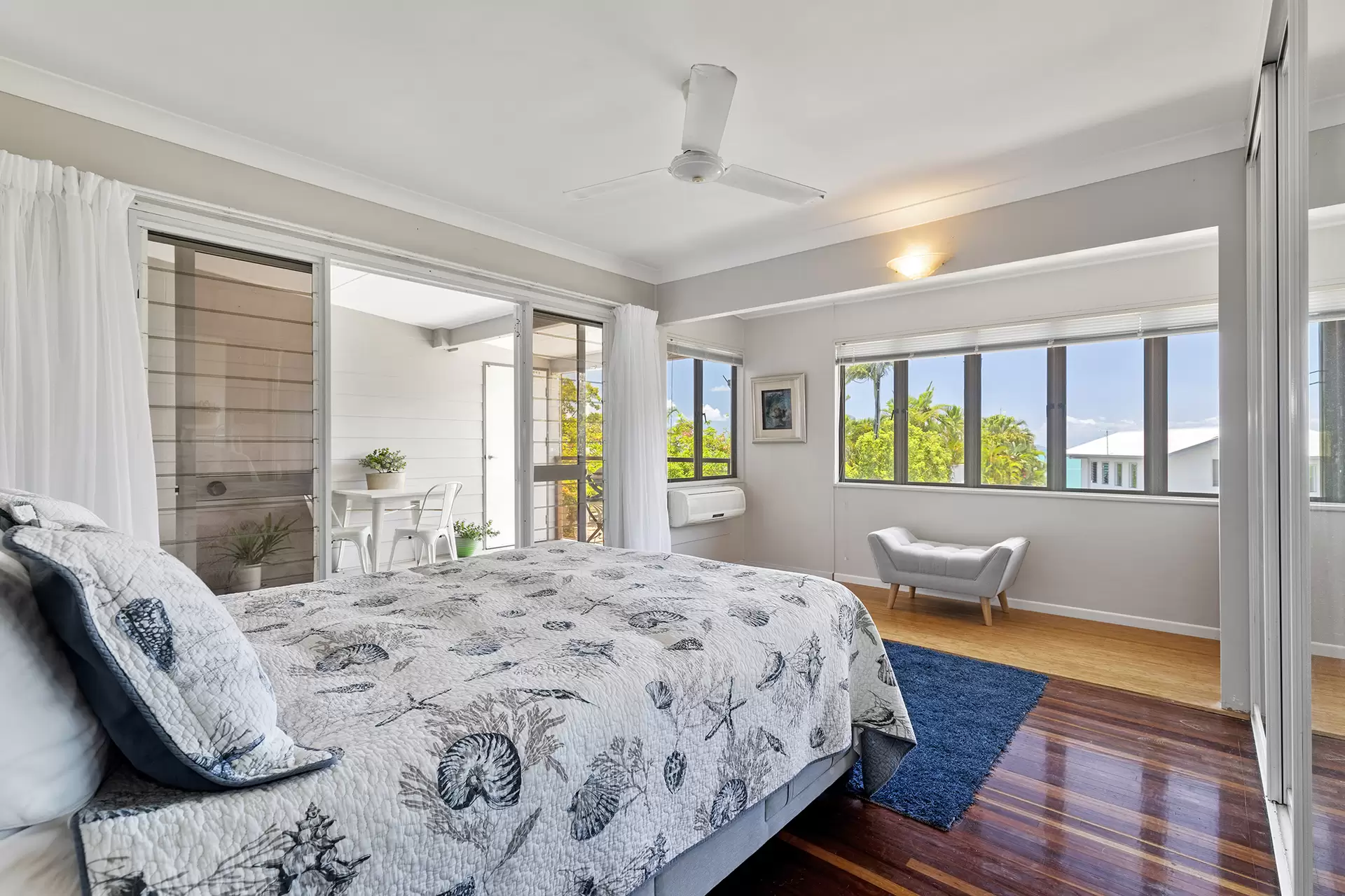 6 Ocean View Avenue, Airlie Beach For Sale by Queensland Sotheby's International Realty - image 1