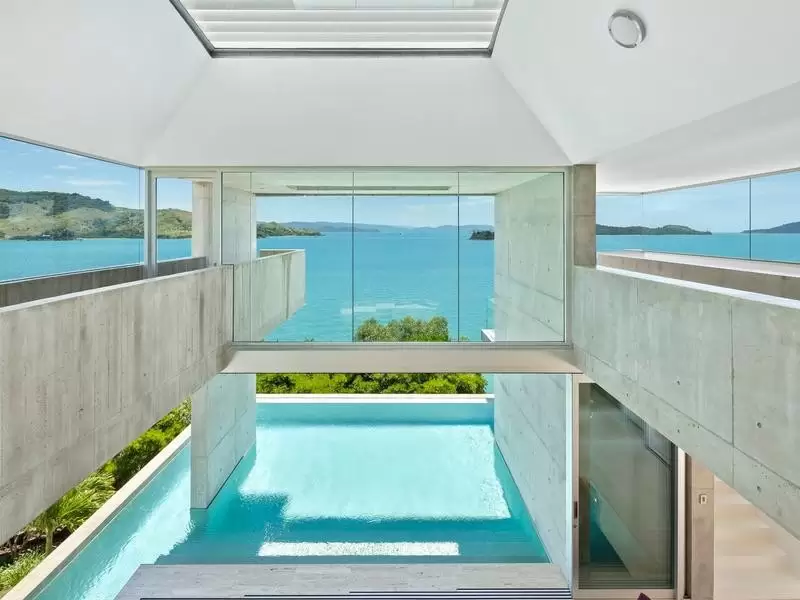 4 Plum Pudding Close, Hamilton Island Sold by  - image 1