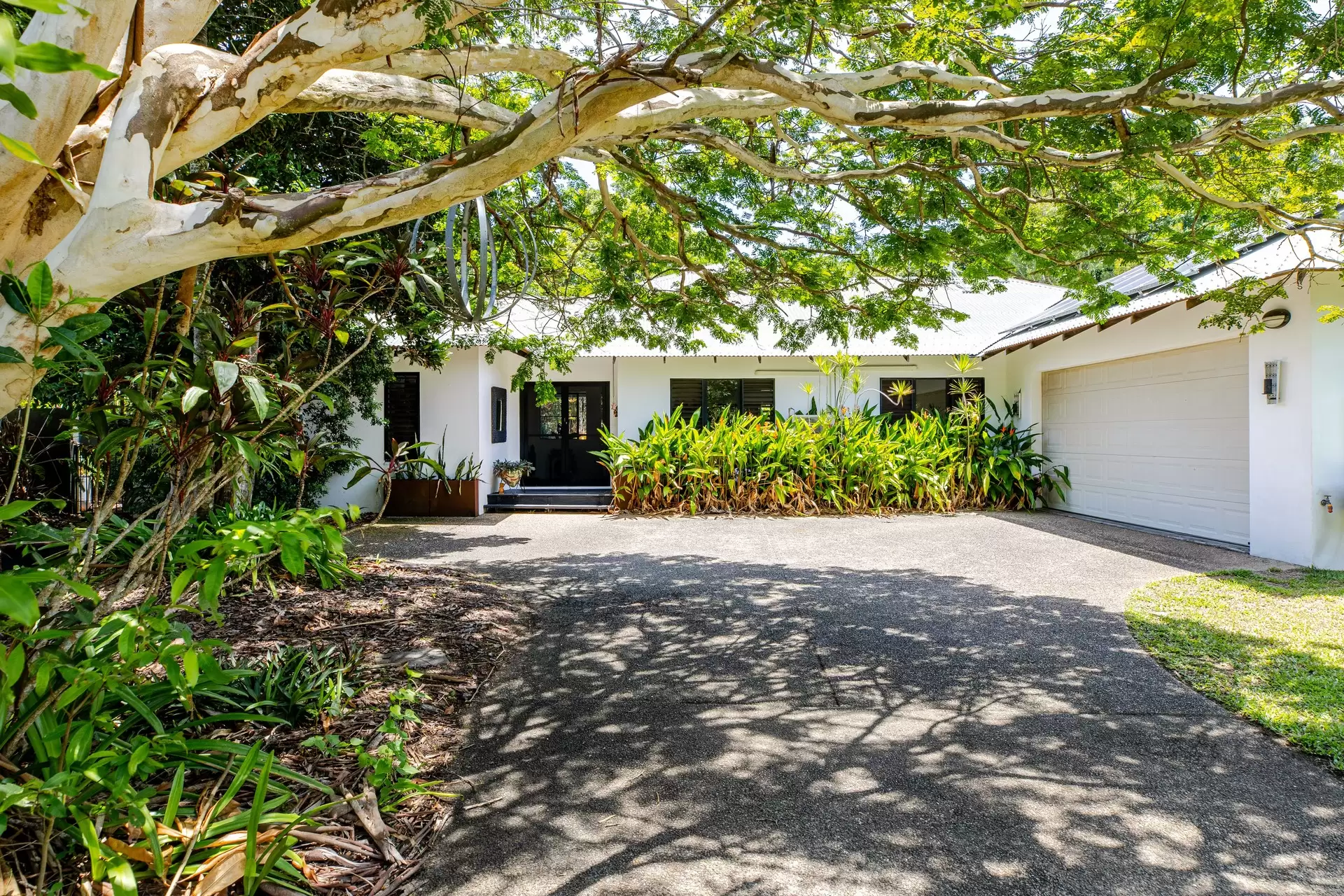 9 Barka Close, Wonga Beach Sold by Queensland Sotheby's International Realty - image 1
