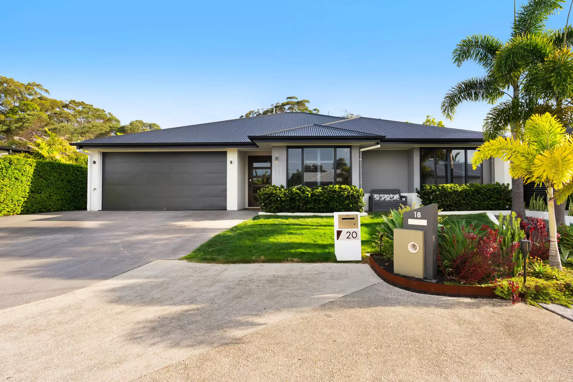 20 Oakmont Court, Peregian Springs Sold by Queensland Sotheby's International Realty - image 1