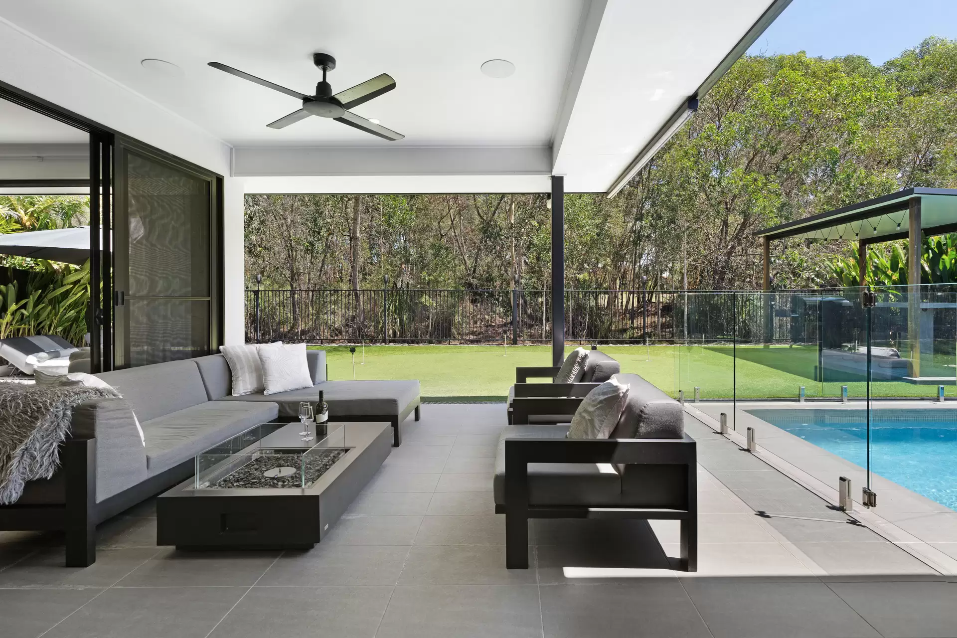20 Oakmont Court, Peregian Springs Sold by Queensland Sotheby's International Realty - image 1